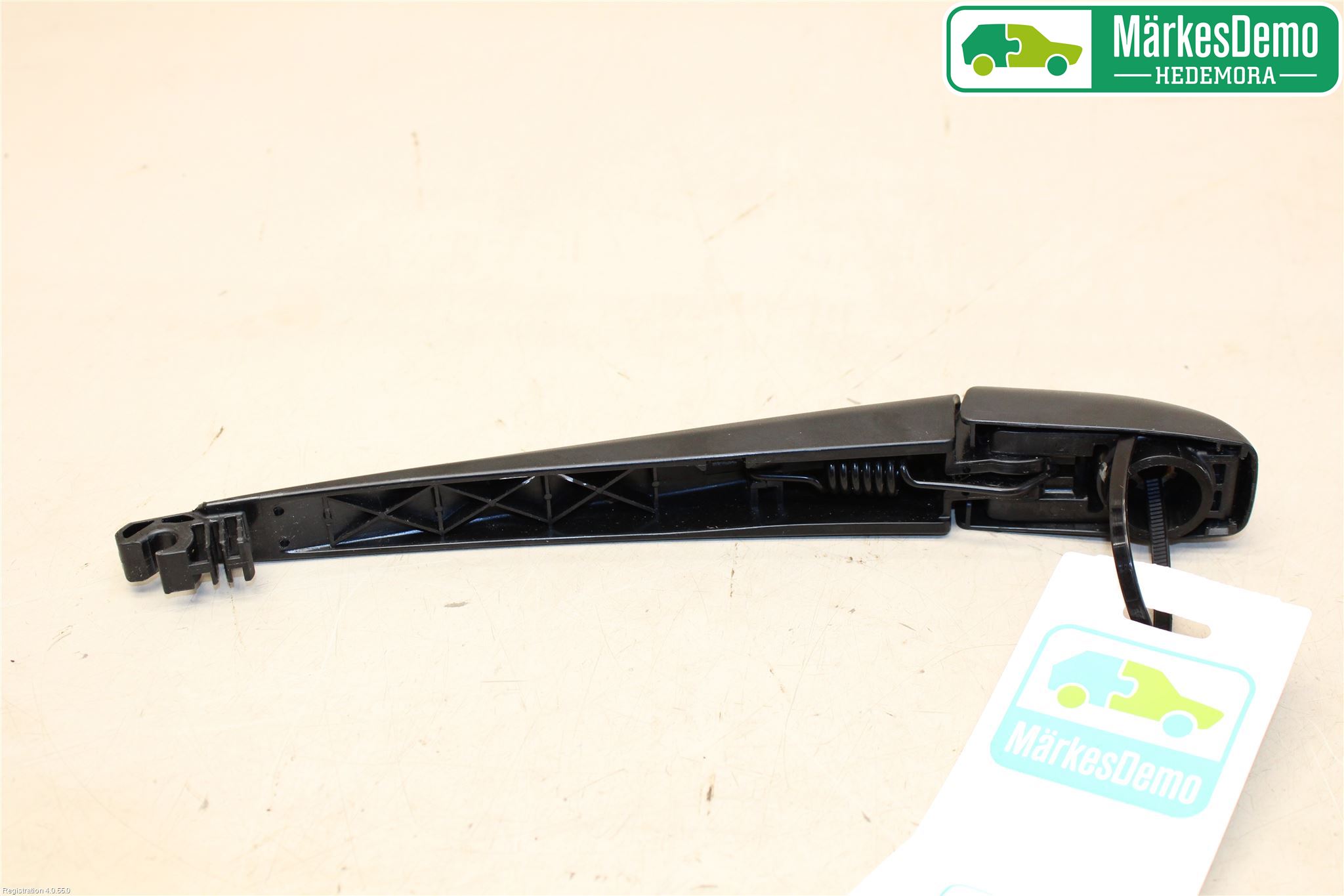 Toyota COROLLA 19- Torkararm-Bakruta