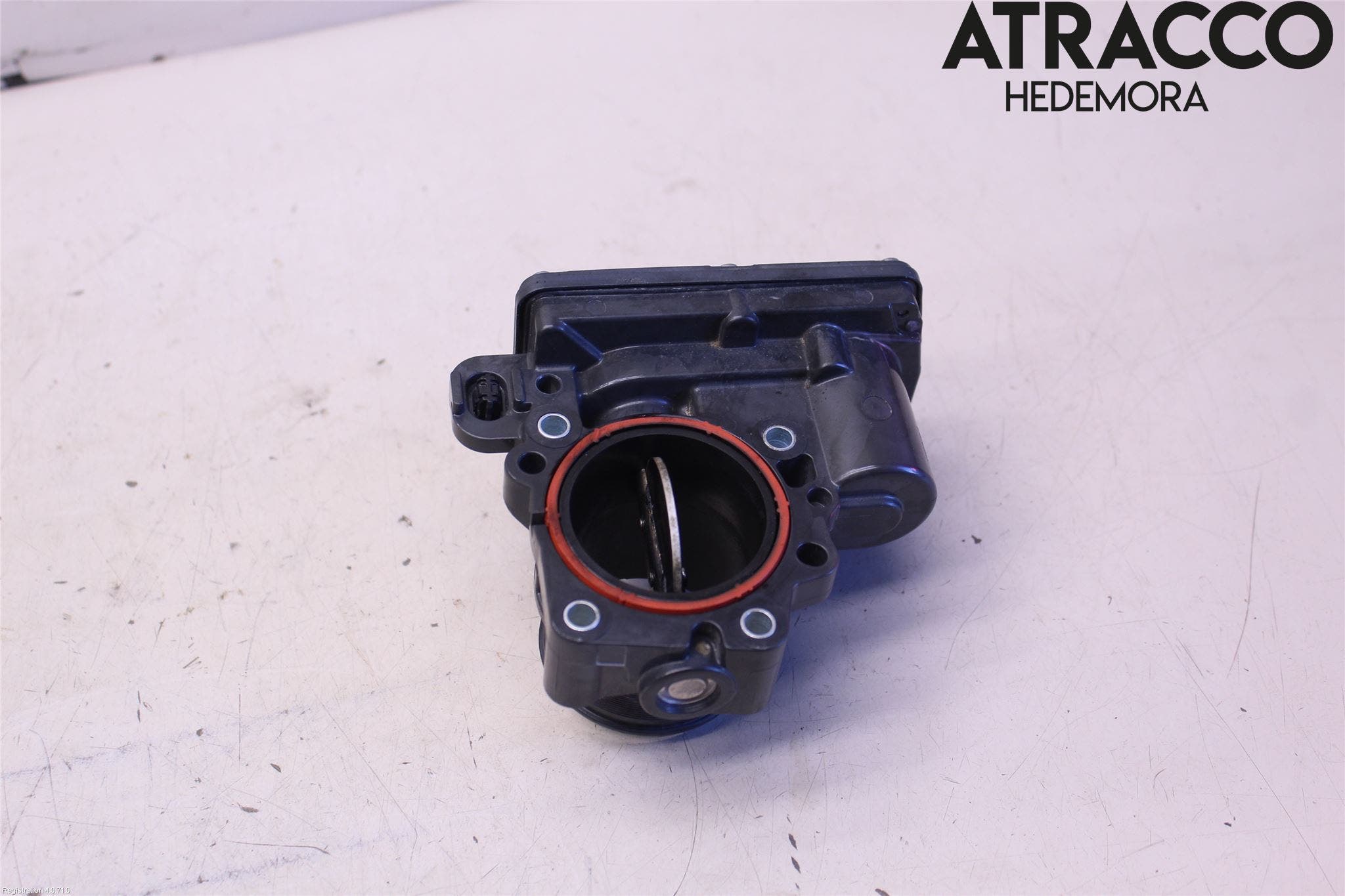 Ford KUGA 13-16 Injspjällhus