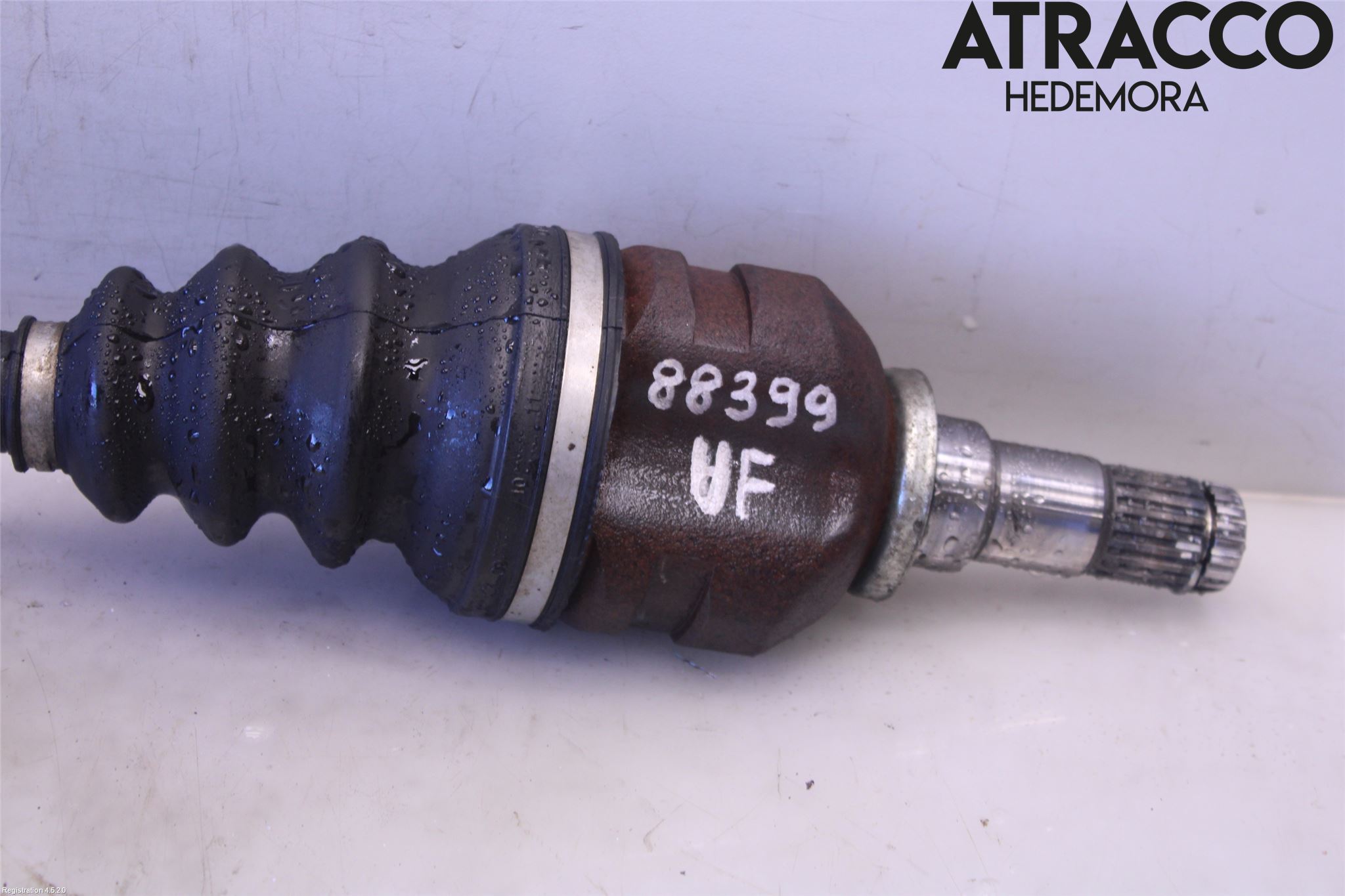 Toyota YARIS XP130 12-14 Drivaxel Fram Vänster