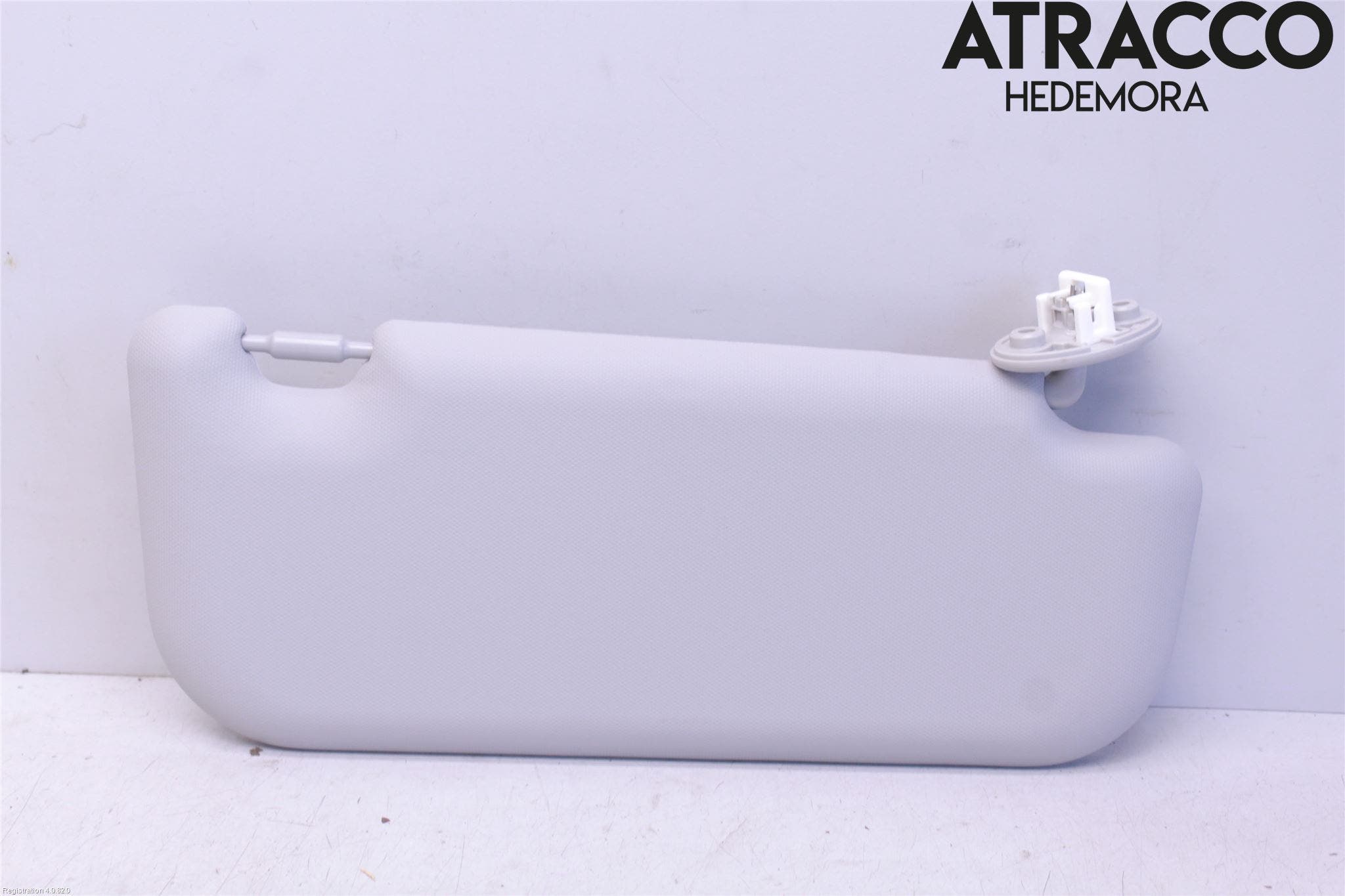 Toyota RAV4 19- Solskydd