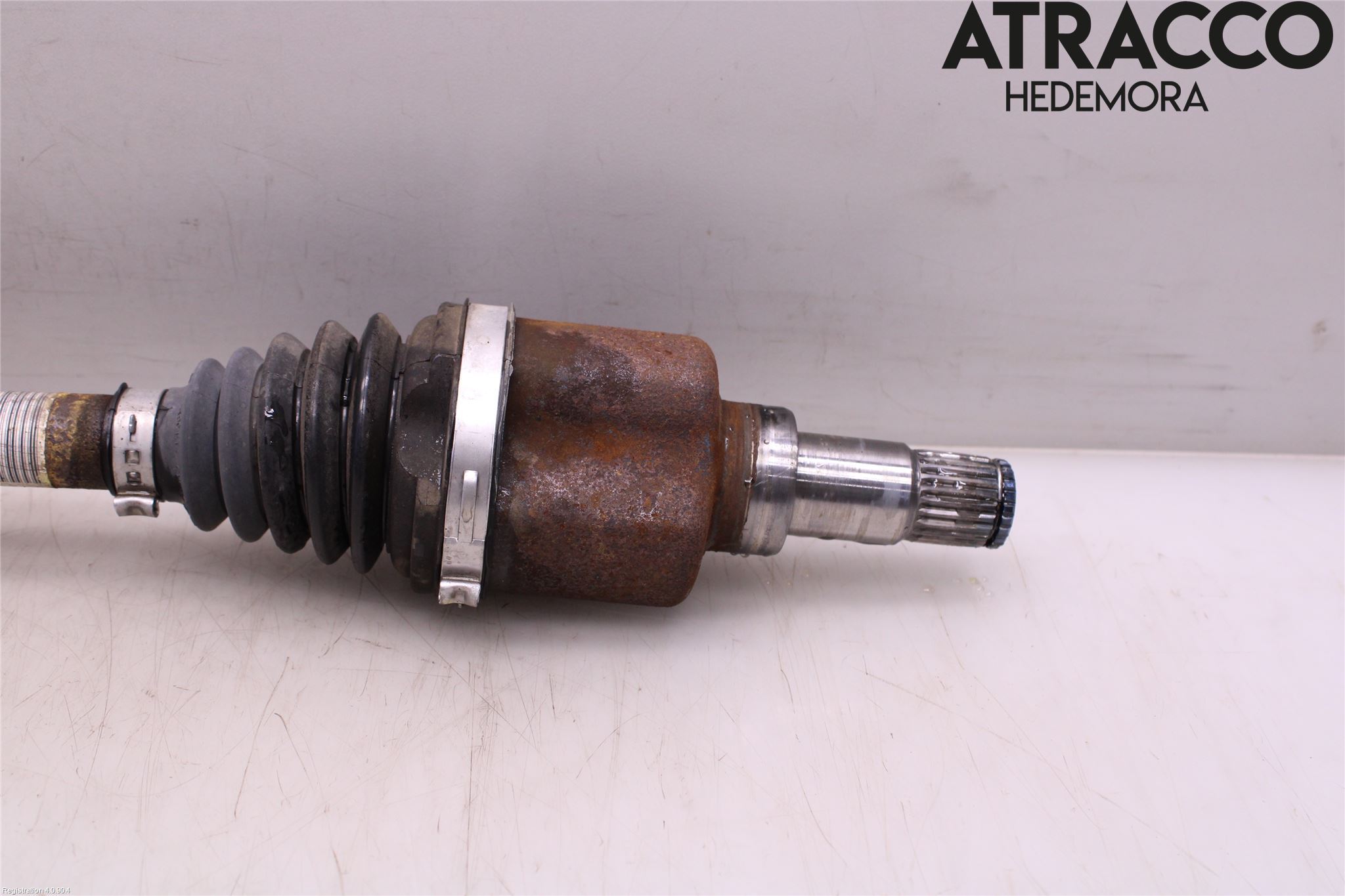 Ford FIESTA 13-17 Drivaxel Fram Vänster