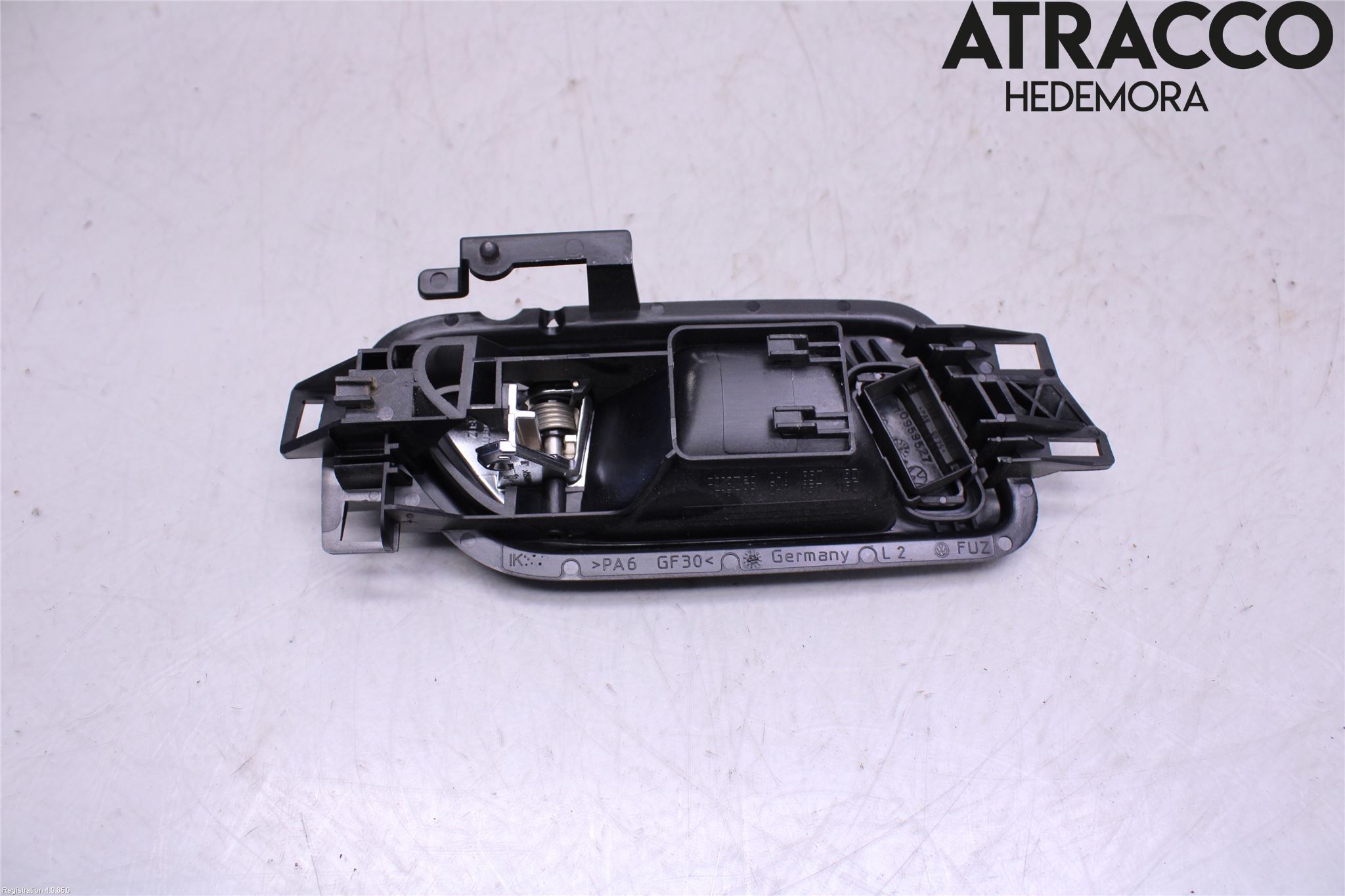 Volkswagen VW AMAROK 2H 10-22 Dörrhandtag Inre Vä
