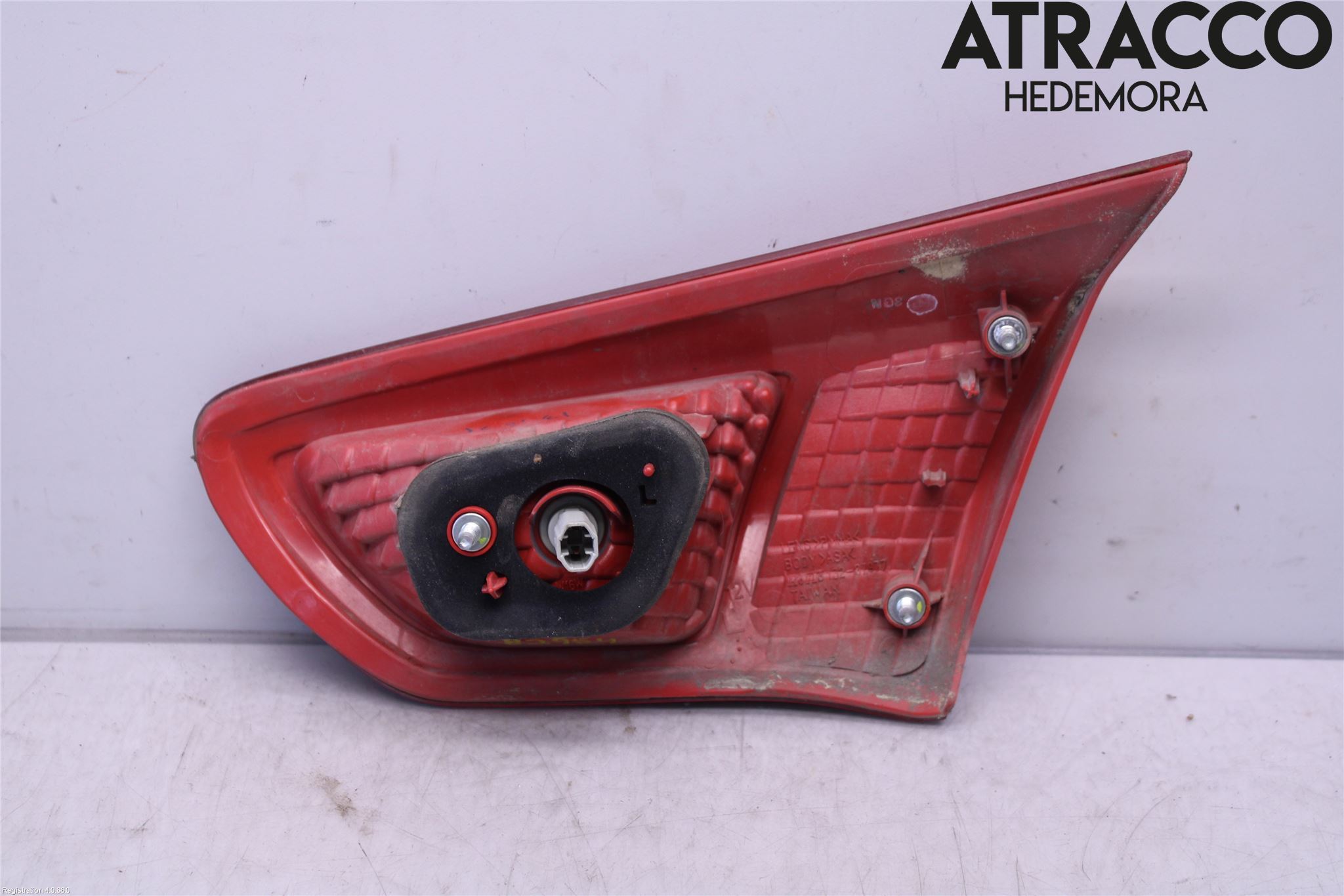 Mitsubishi LANCER 07-14 Bakljus Lucka Vä