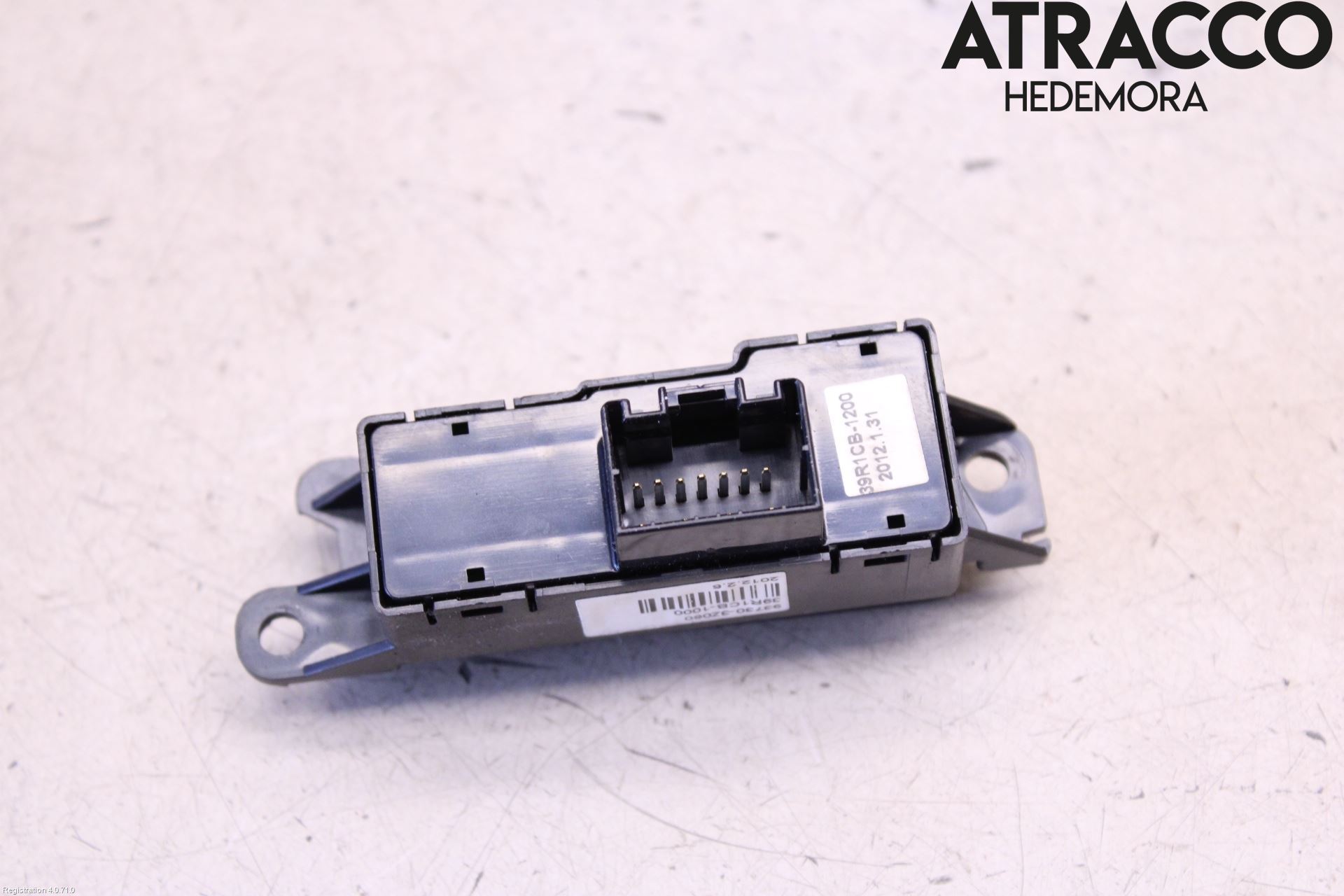 Hyundai i40 08-15 Strömställare Stolvärme