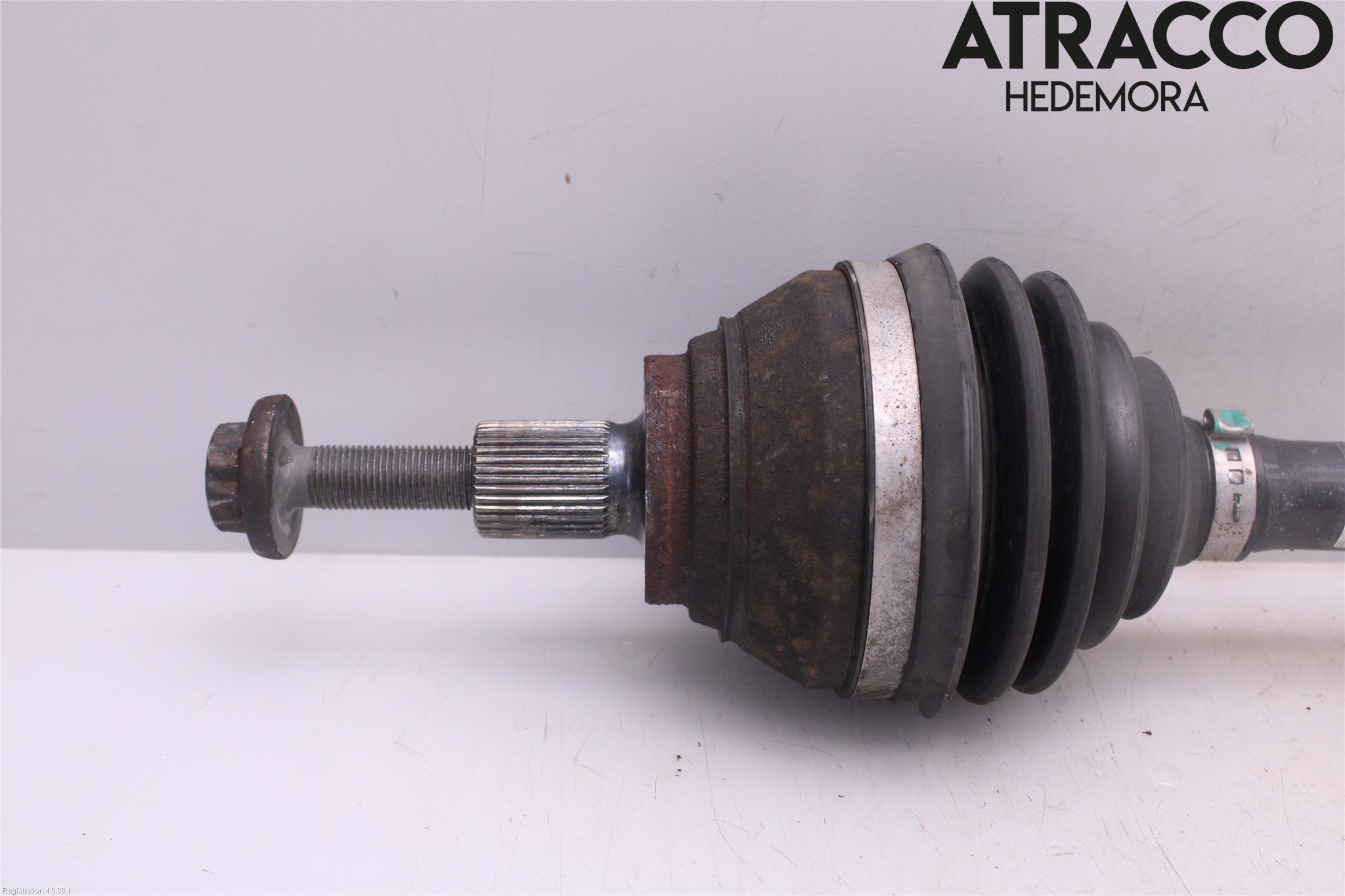 Audi Q3 8U 12-18 Drivaxel Fram Vänster