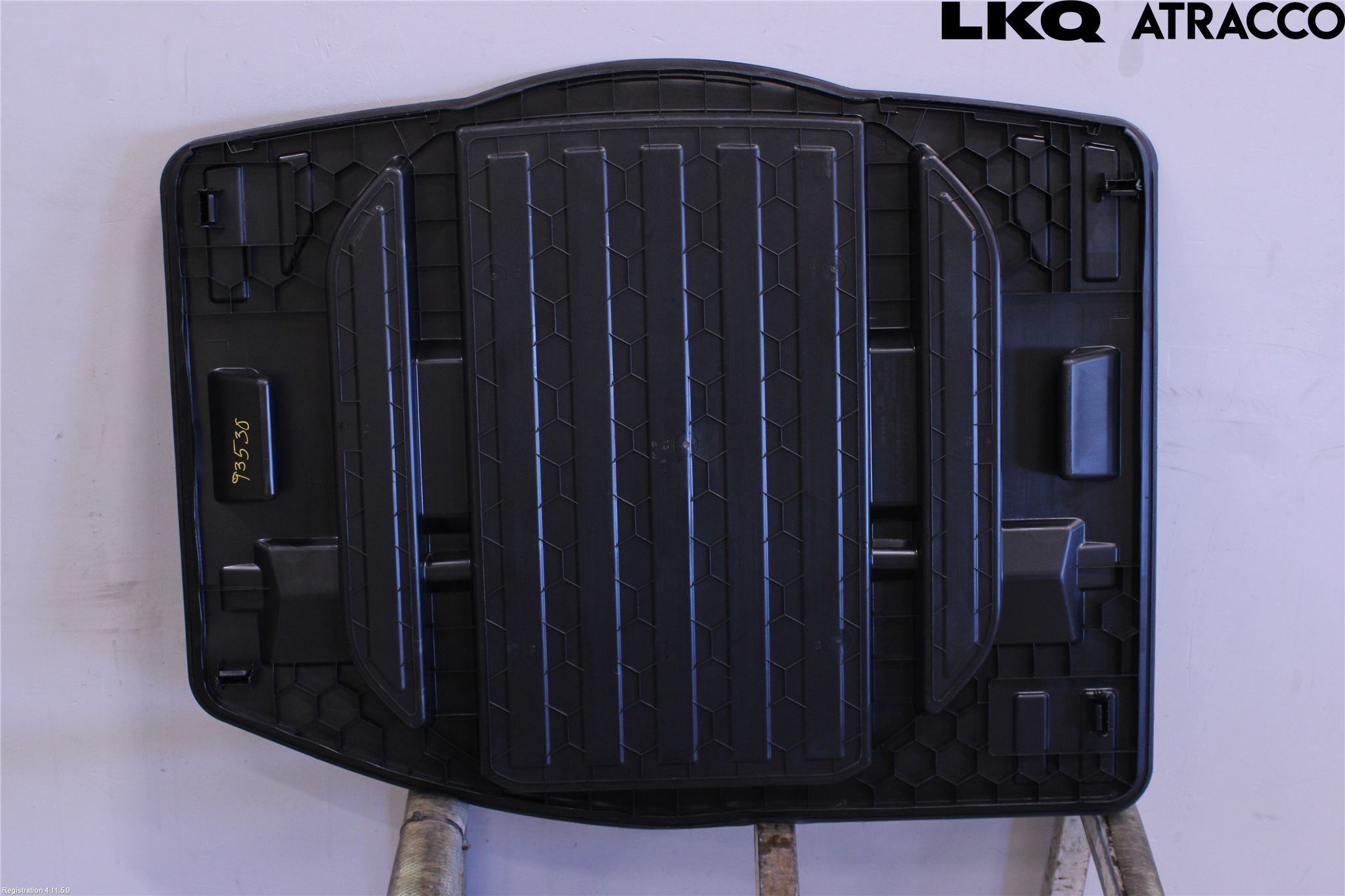 Audi A6 F2/C8 19- Bagage Golv