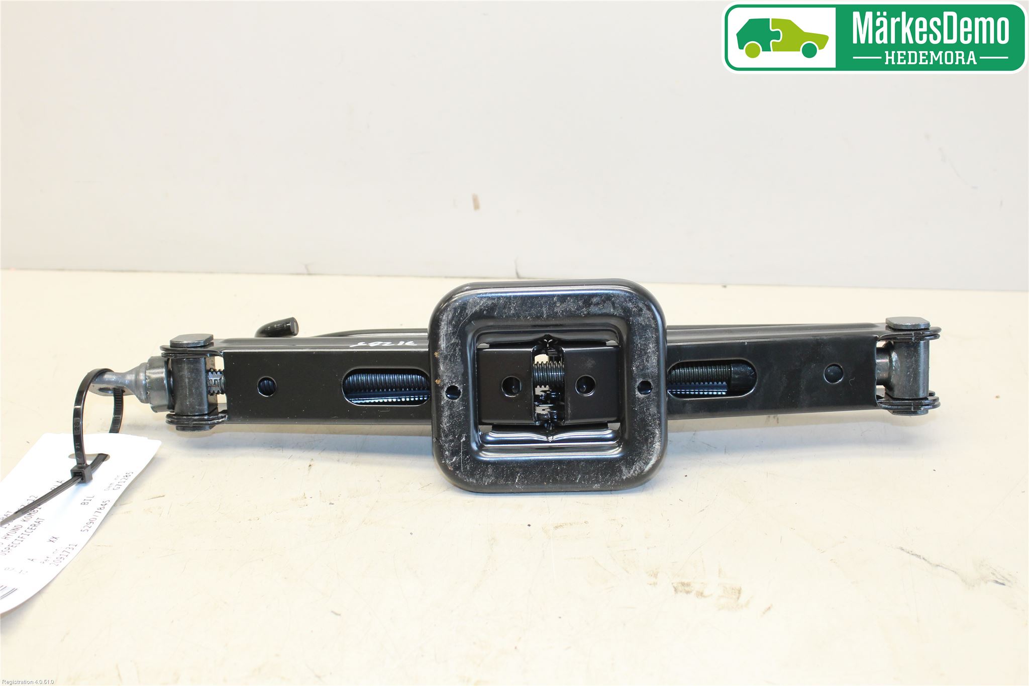 Hyundai i30 FD 07-12 Domkraft