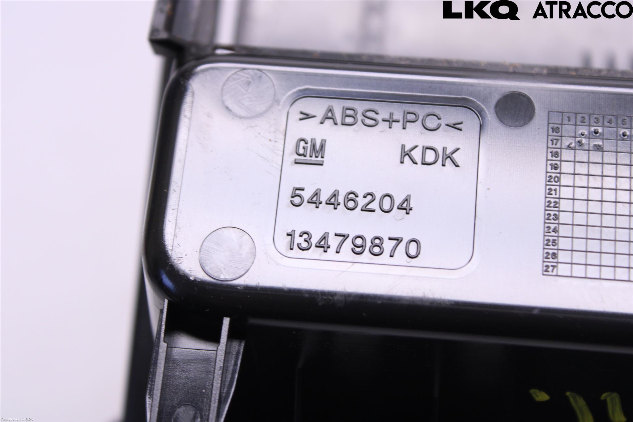 Opel INSIGNIA 17- Askkopp