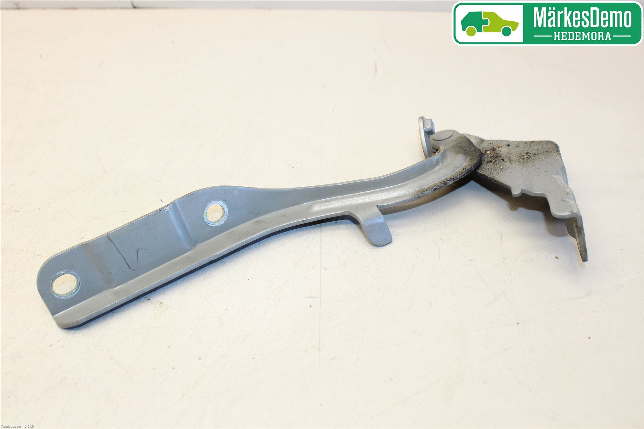 Kia OPTIMA 00-15 Huvgångjärn