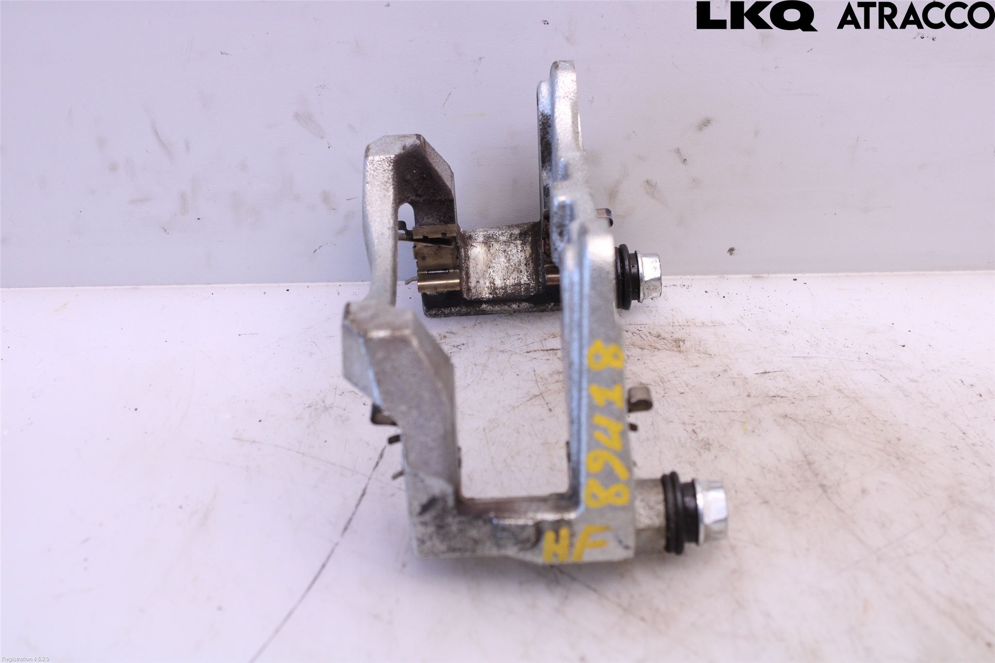 Toyota COROLLA CROSS XG10 22- Bromsokshållare