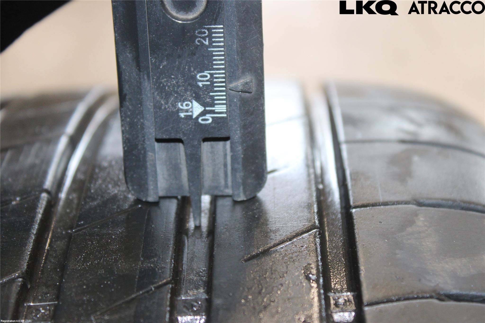 Nissan LEAF 18- Sommardäck Med Fälg