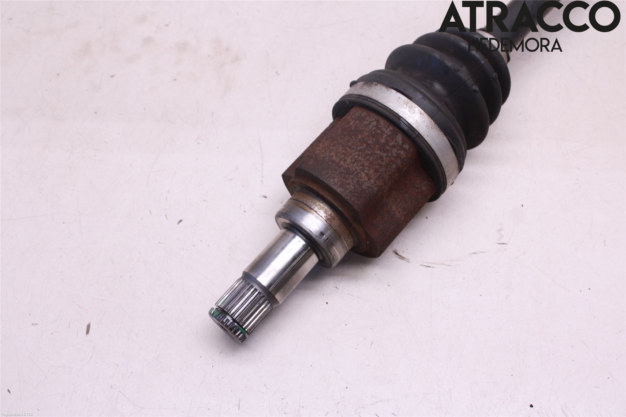 Volkswagen VW UP! / E-UP! Drivaxel Fram Vänster