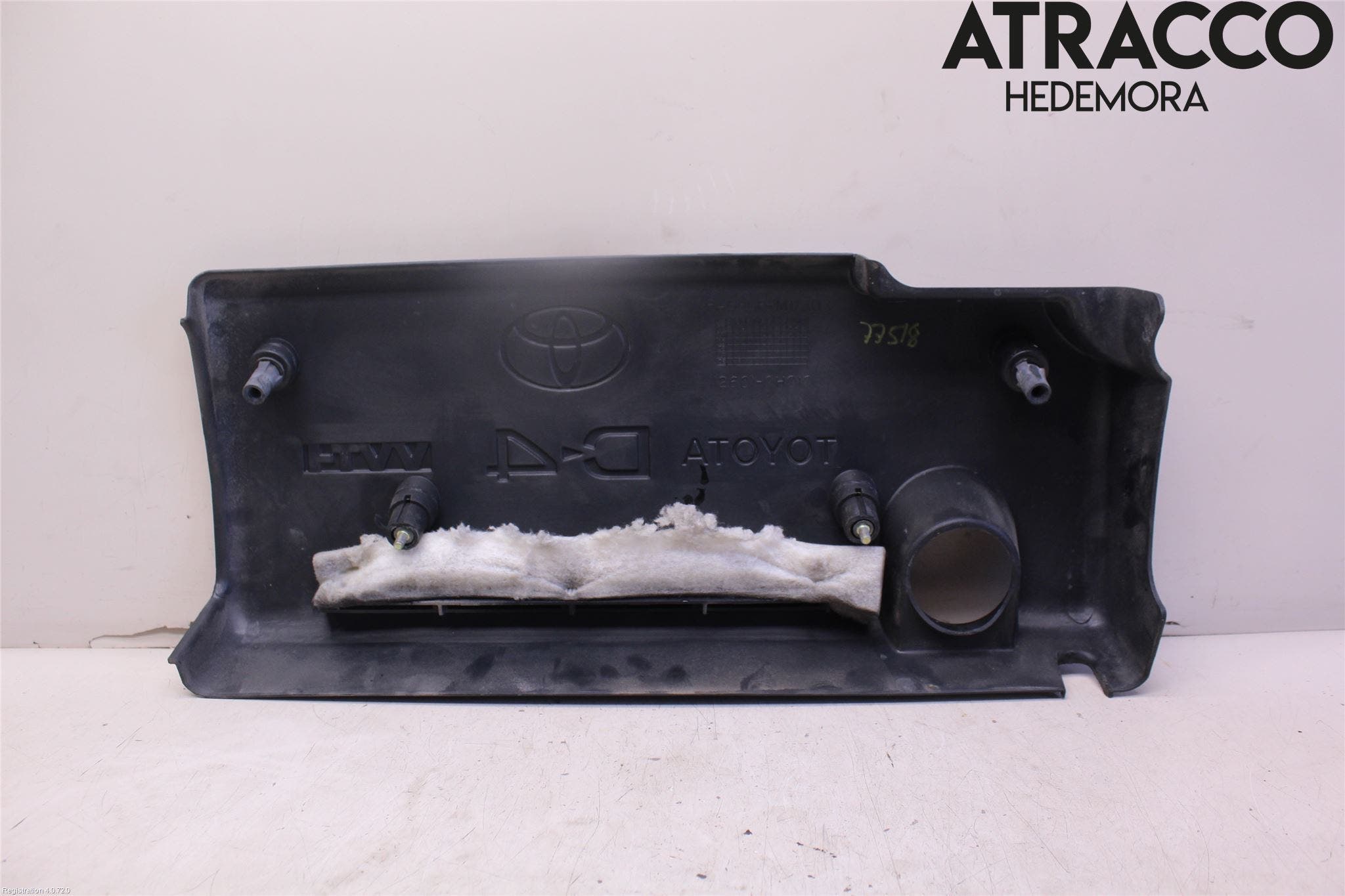 Toyota AVENSIS 03-06 Motorkåpa