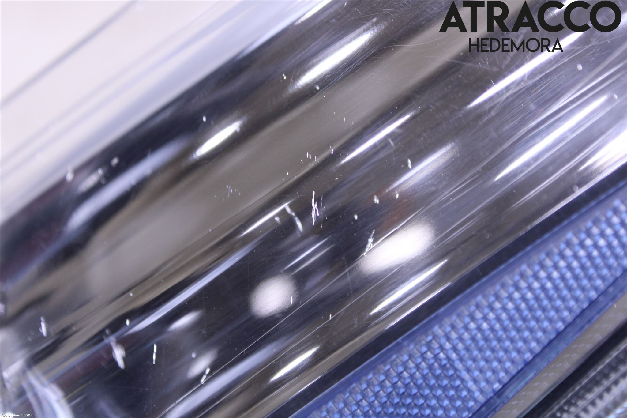 Nissan LEAF 11-17 Strålkastare Vänster