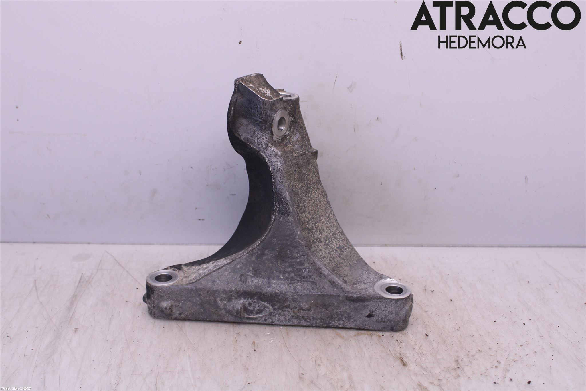 Subaru LEGACY 10-14 Motorfäste