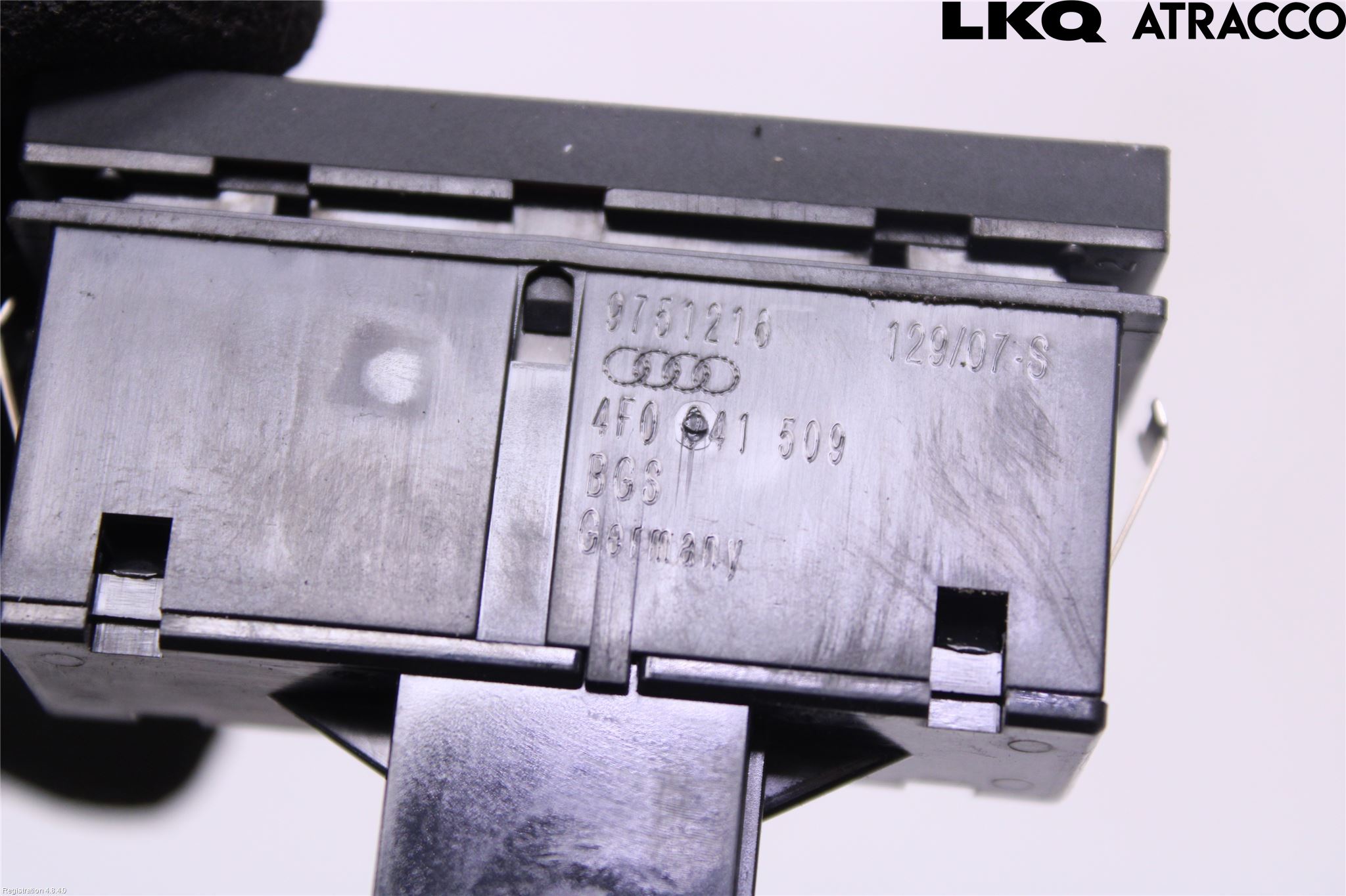 Audi A6/S6     05-11 Strömställare Varnings