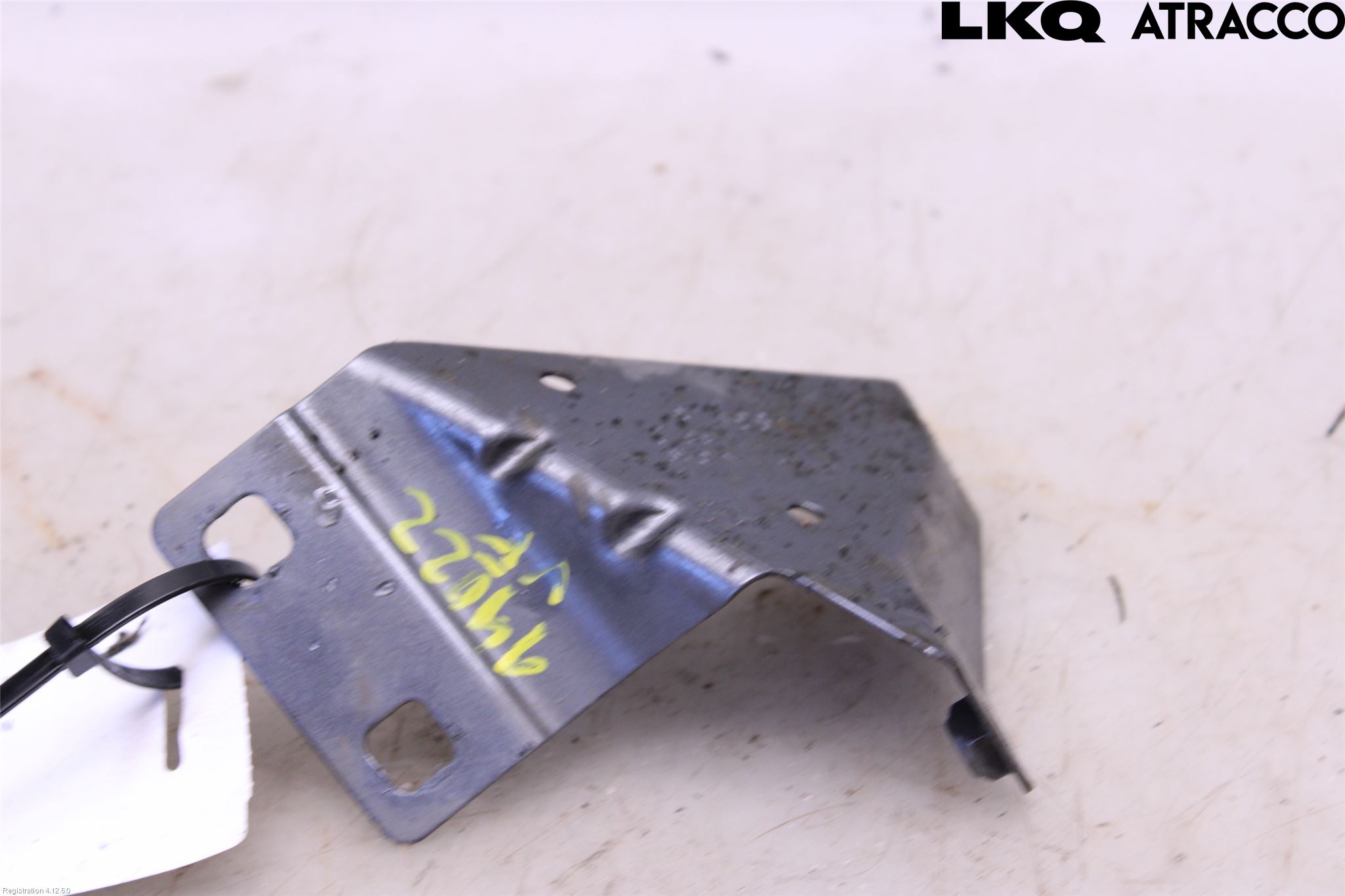 Seat LEON 13-20 Skärmfäste Fram Vä