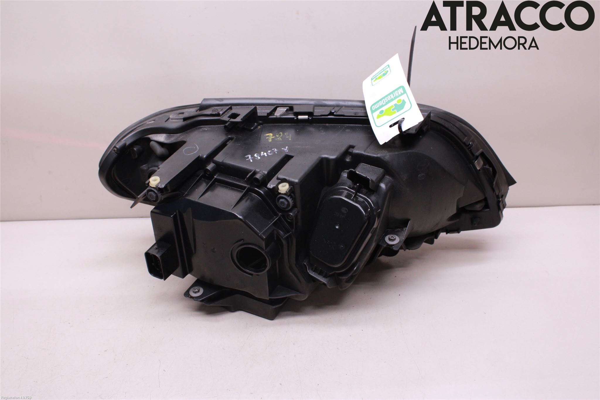 BMW X5 E53     99-06 Strålkastare Vänster