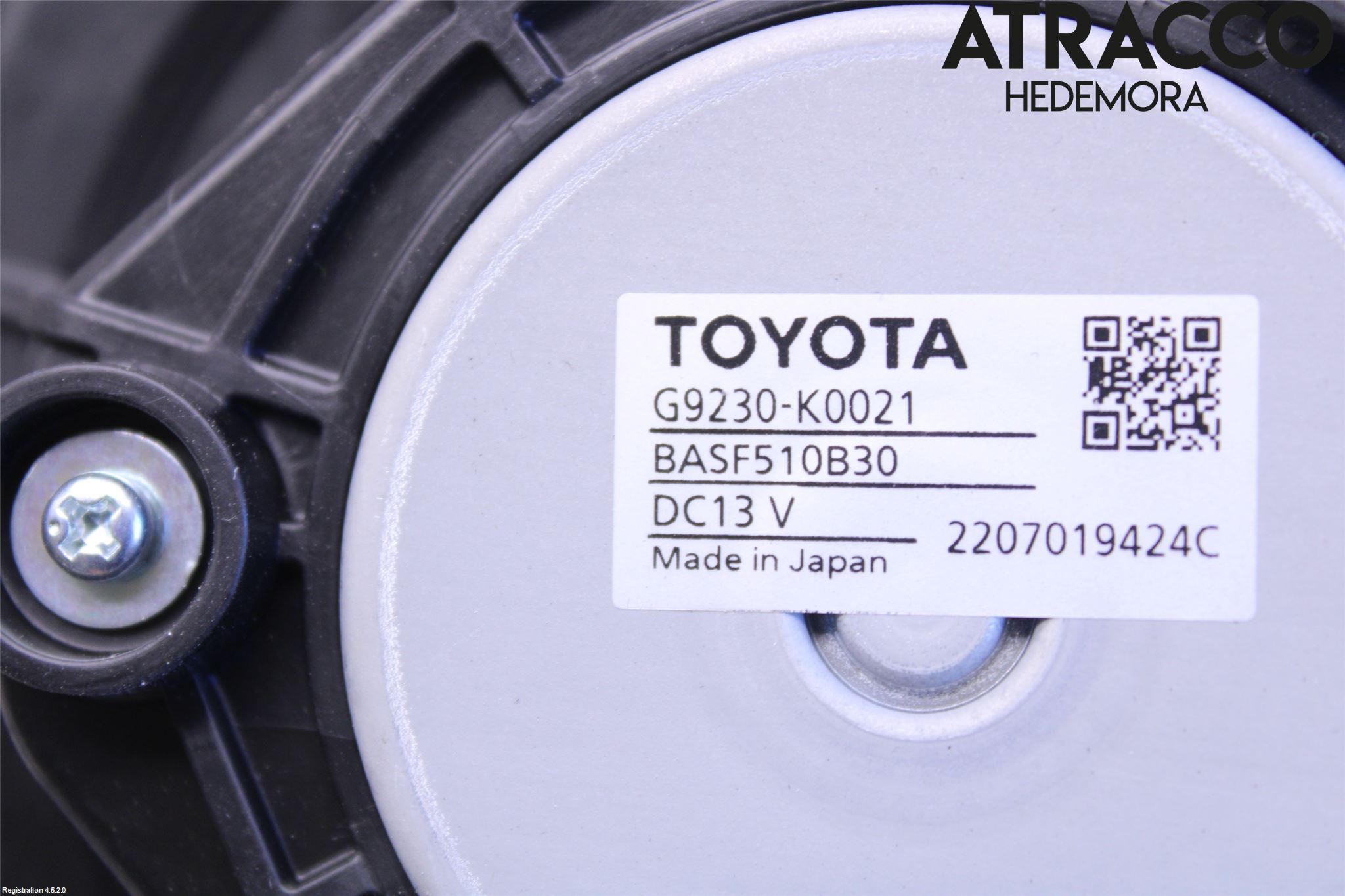 Toyota YARIS XP21 20- Kylfläkt El