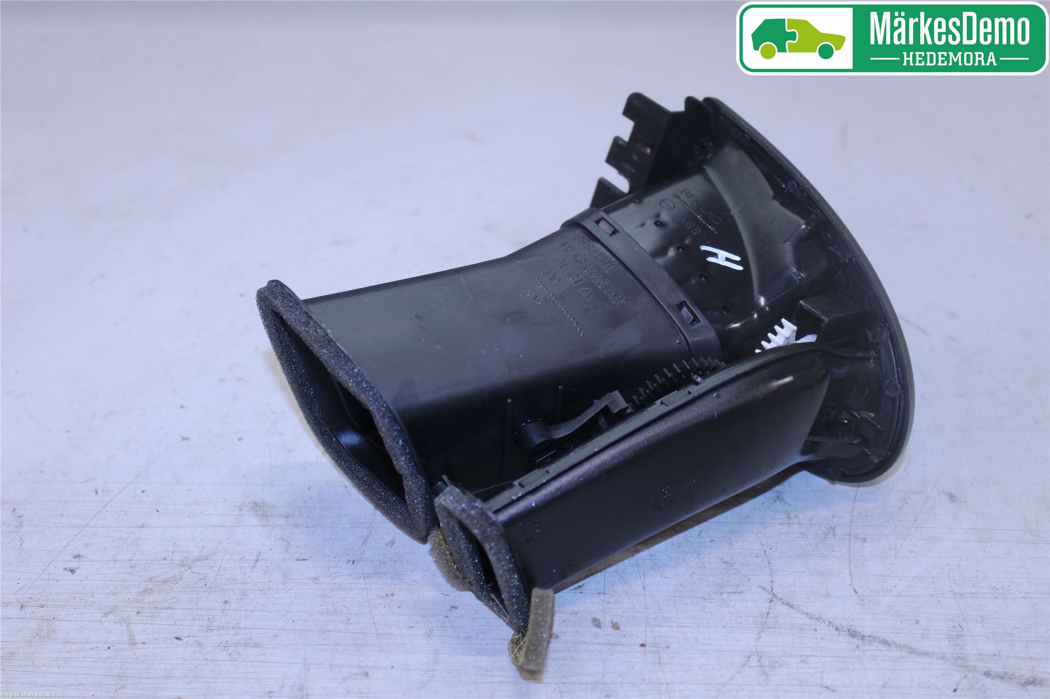 Jaguar X-TYPE Defrosterkanal-Munstycke