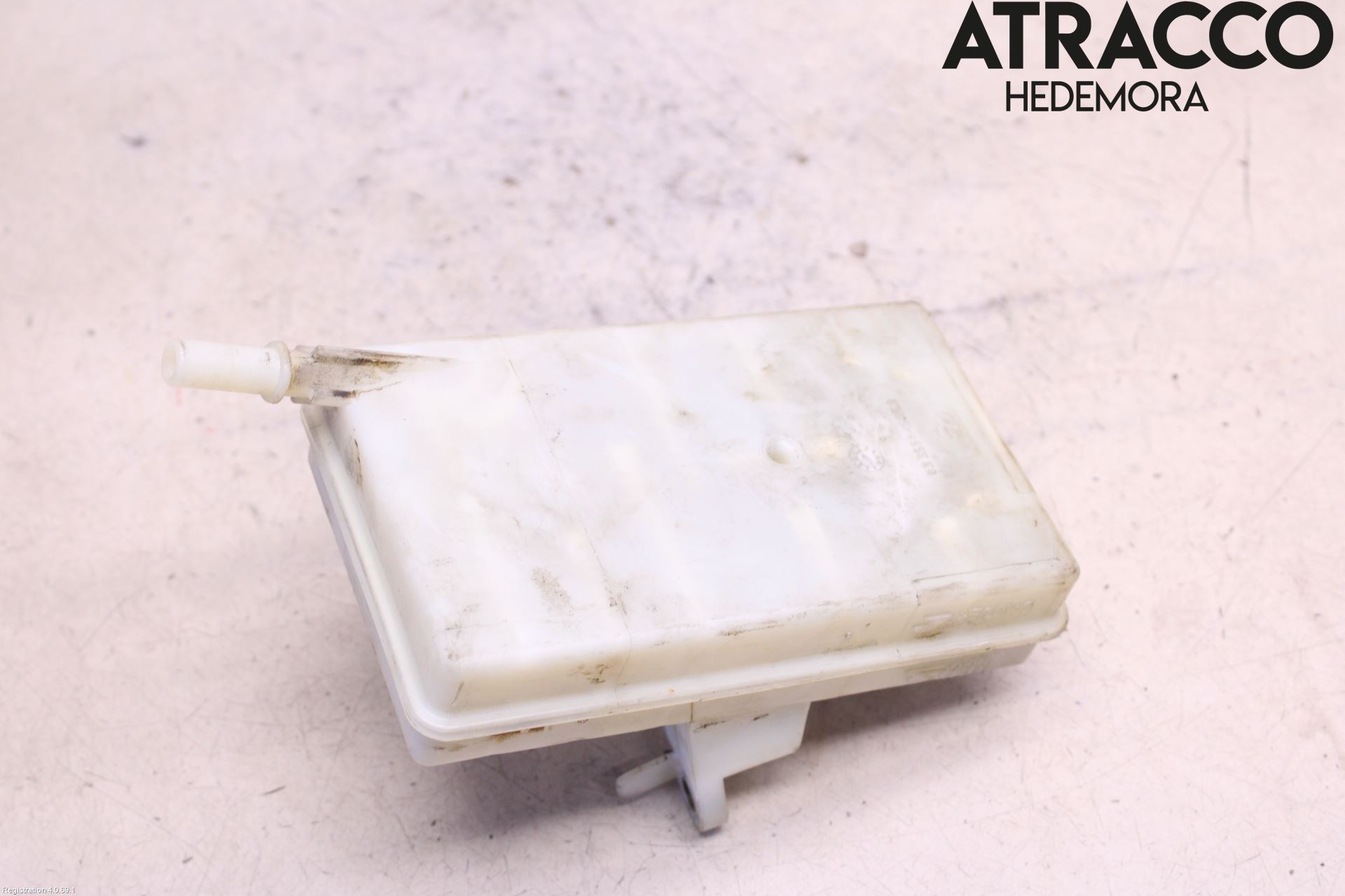 Peugeot 3008 09-16 Bromsvätskebehållare