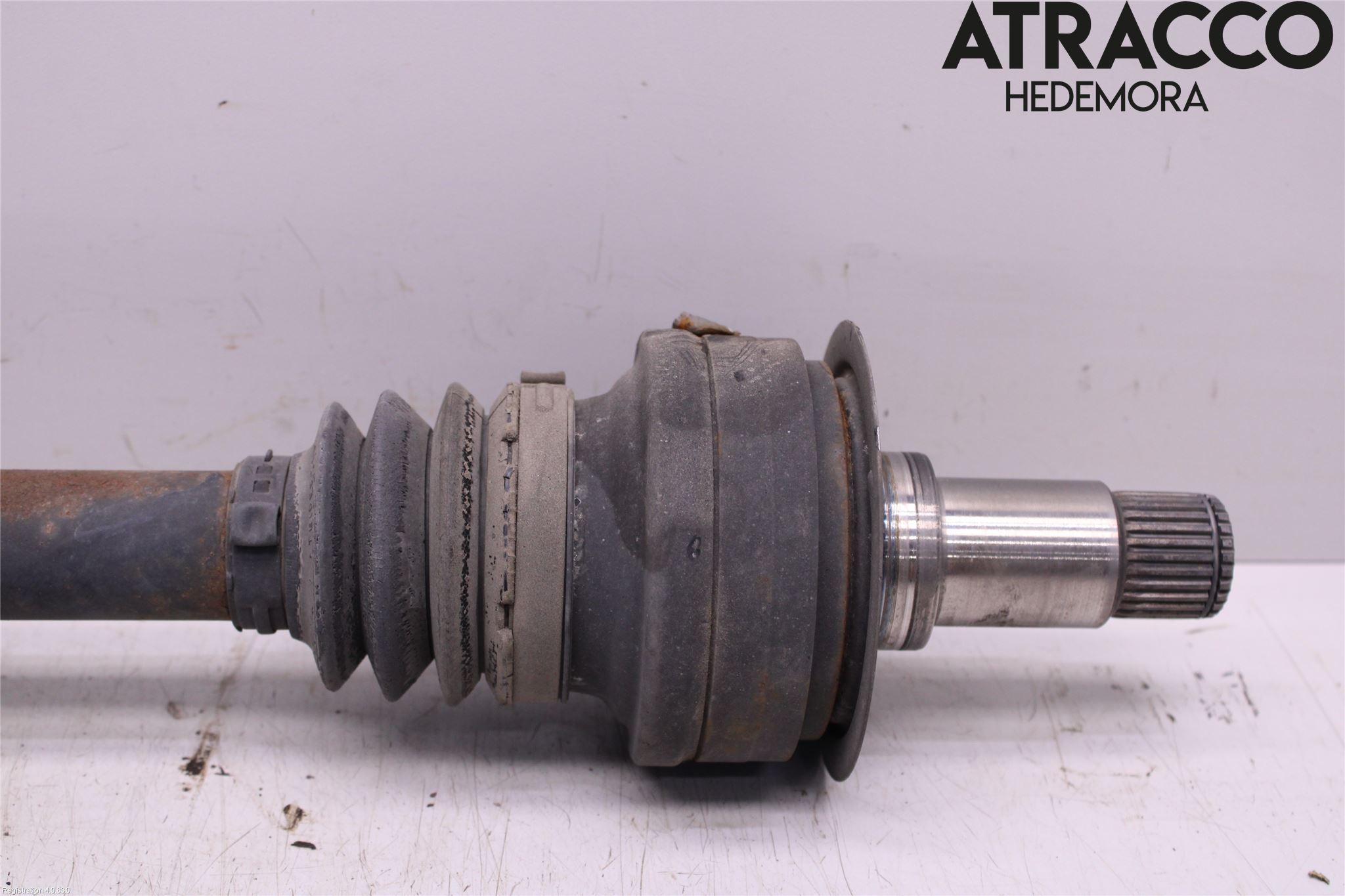 Mercedes-Benz MB SLK 200-350 (R171) 05-11 Drivaxel Bak Höger