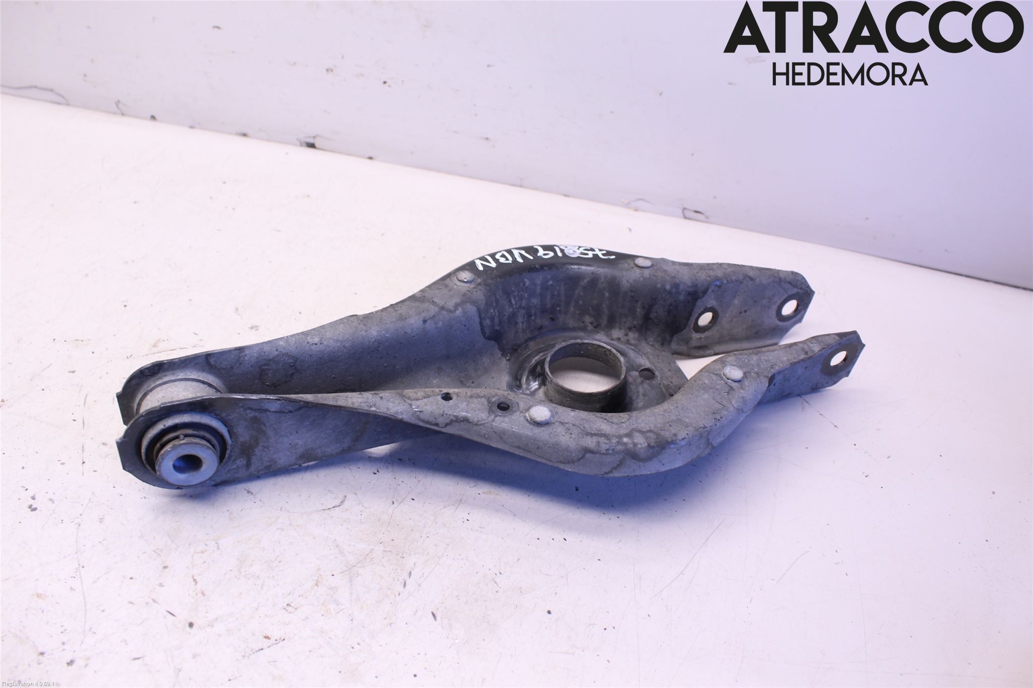 BMW 3 F30/F31/F80 12-19 Bärarm Bak Vänster