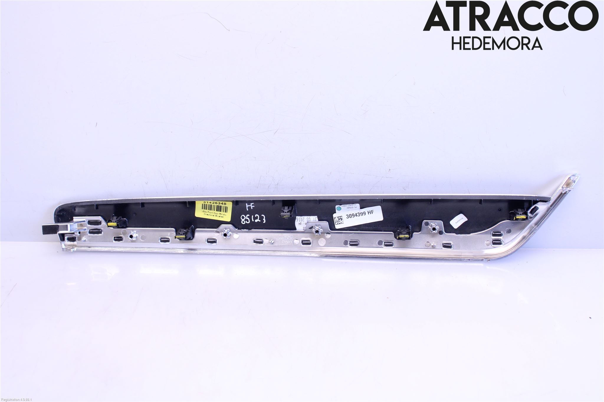 Volvo V90 17->> Dörr Dekorlist Fram Hö