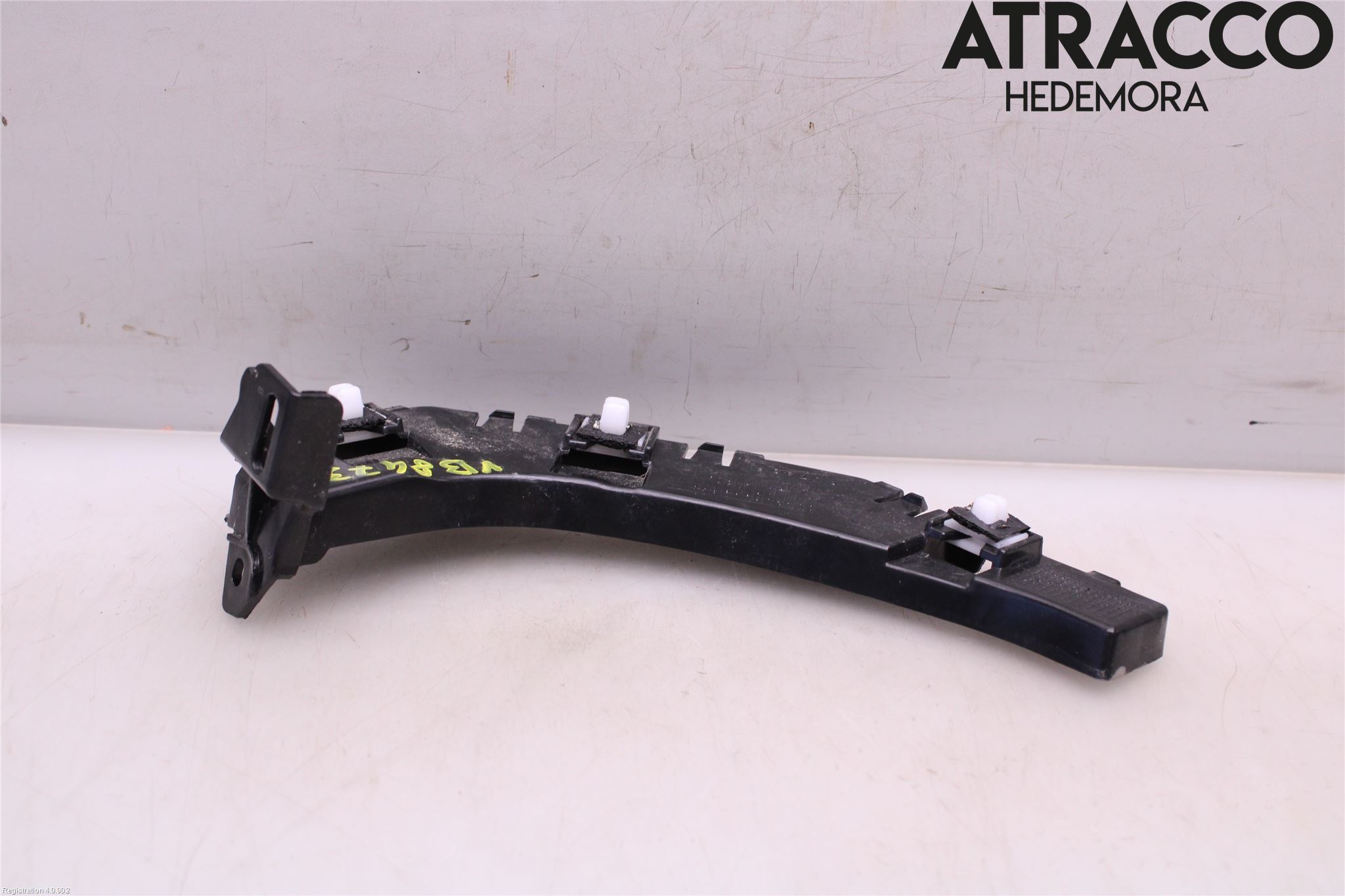 Dodge  Stötfångarfäste Bak Vä