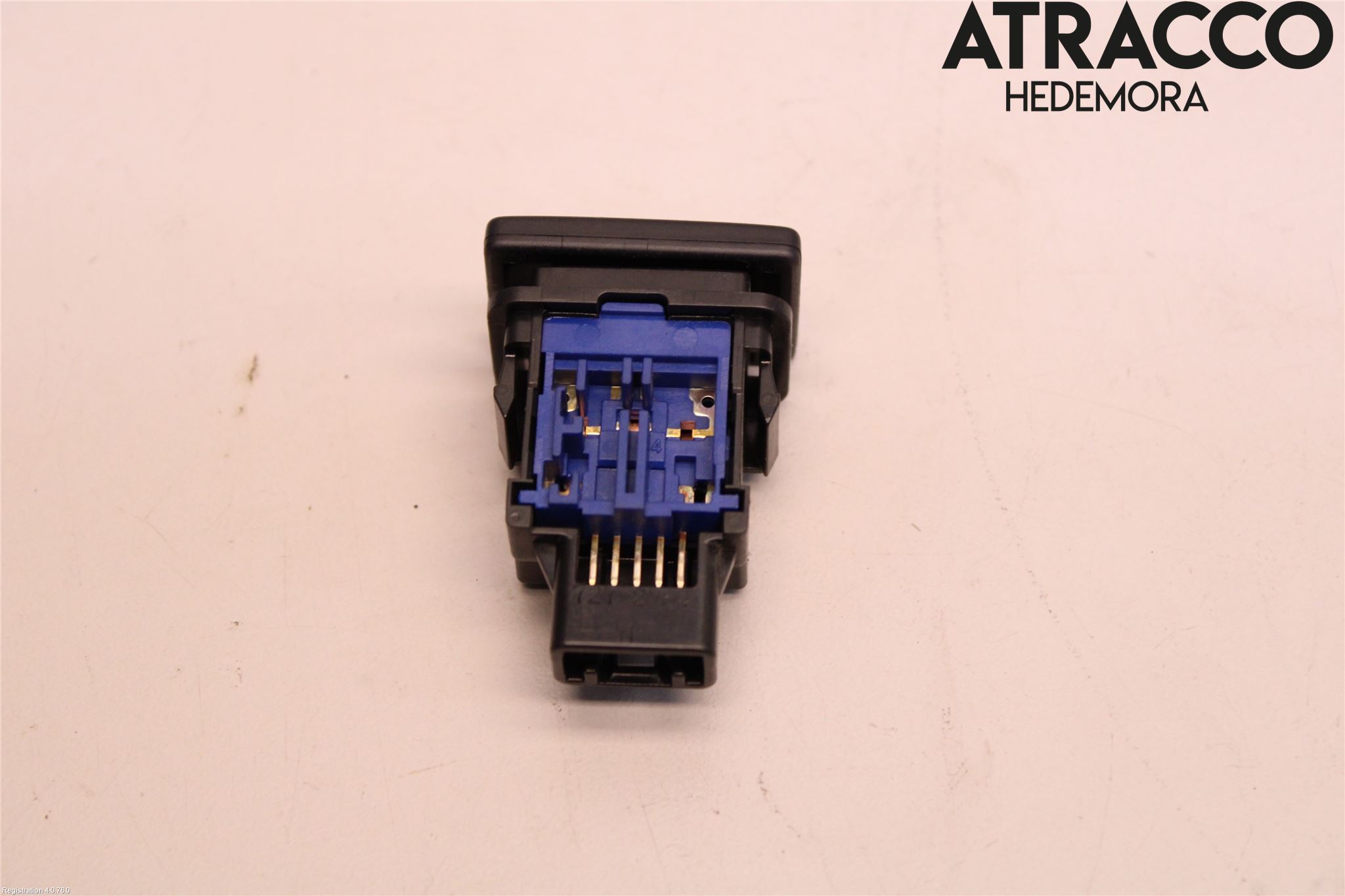 Toyota HILUX 16- Strömställare Övrigt