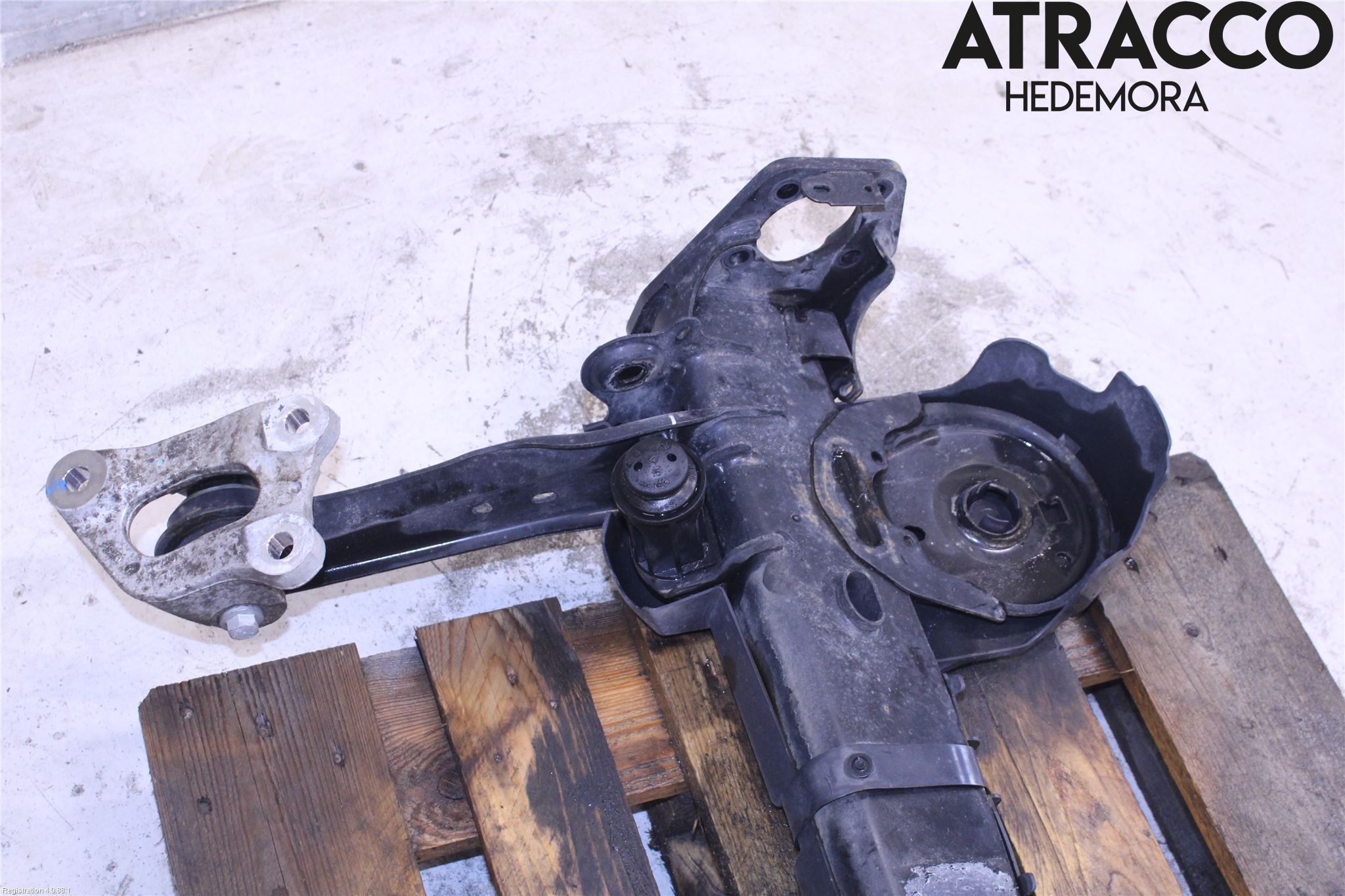 Peugeot 2008/E-2008 20- Bakaxelbalk