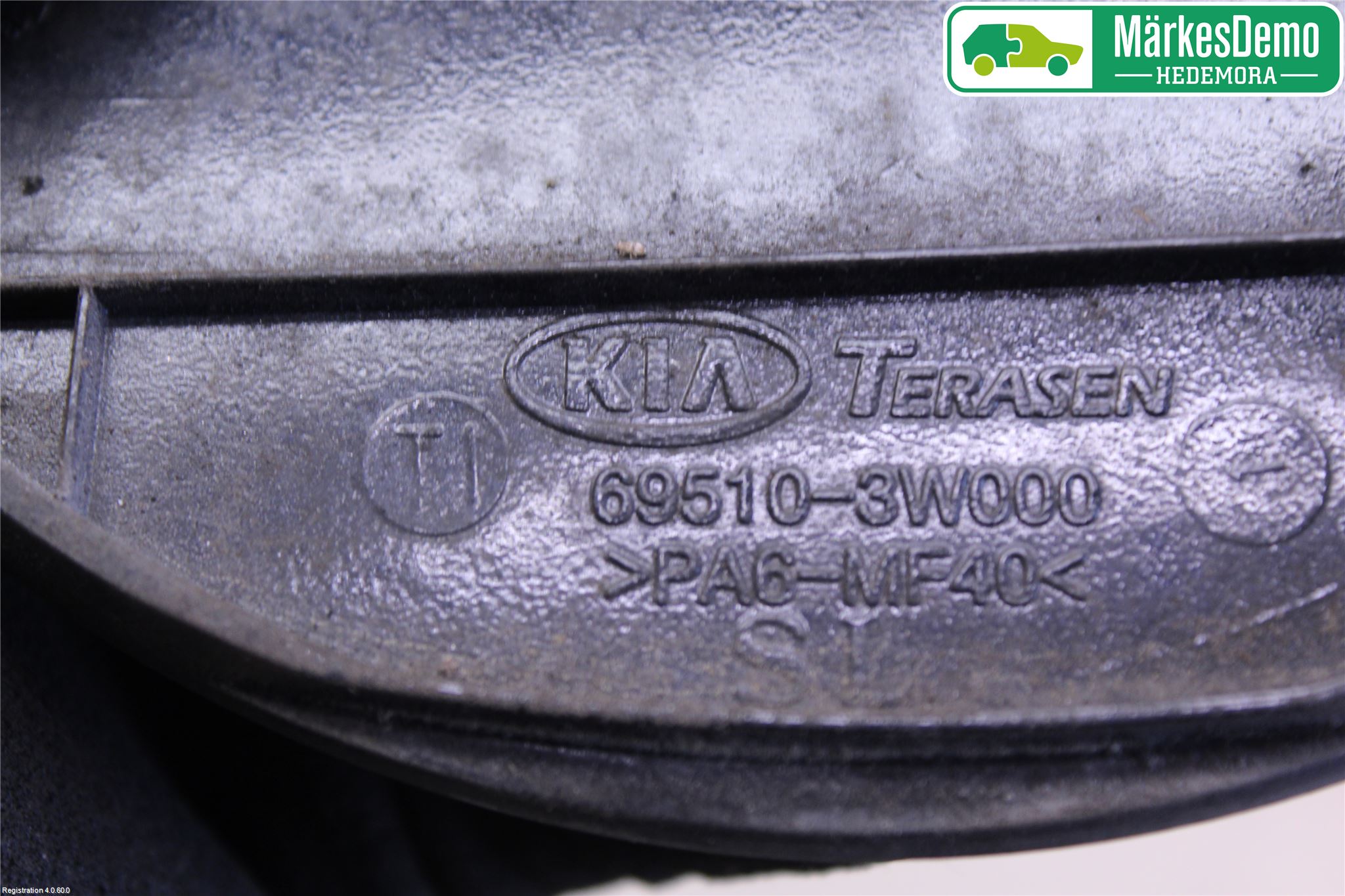 Kia SPORTAGE (SL) 11-15 Tanklucka