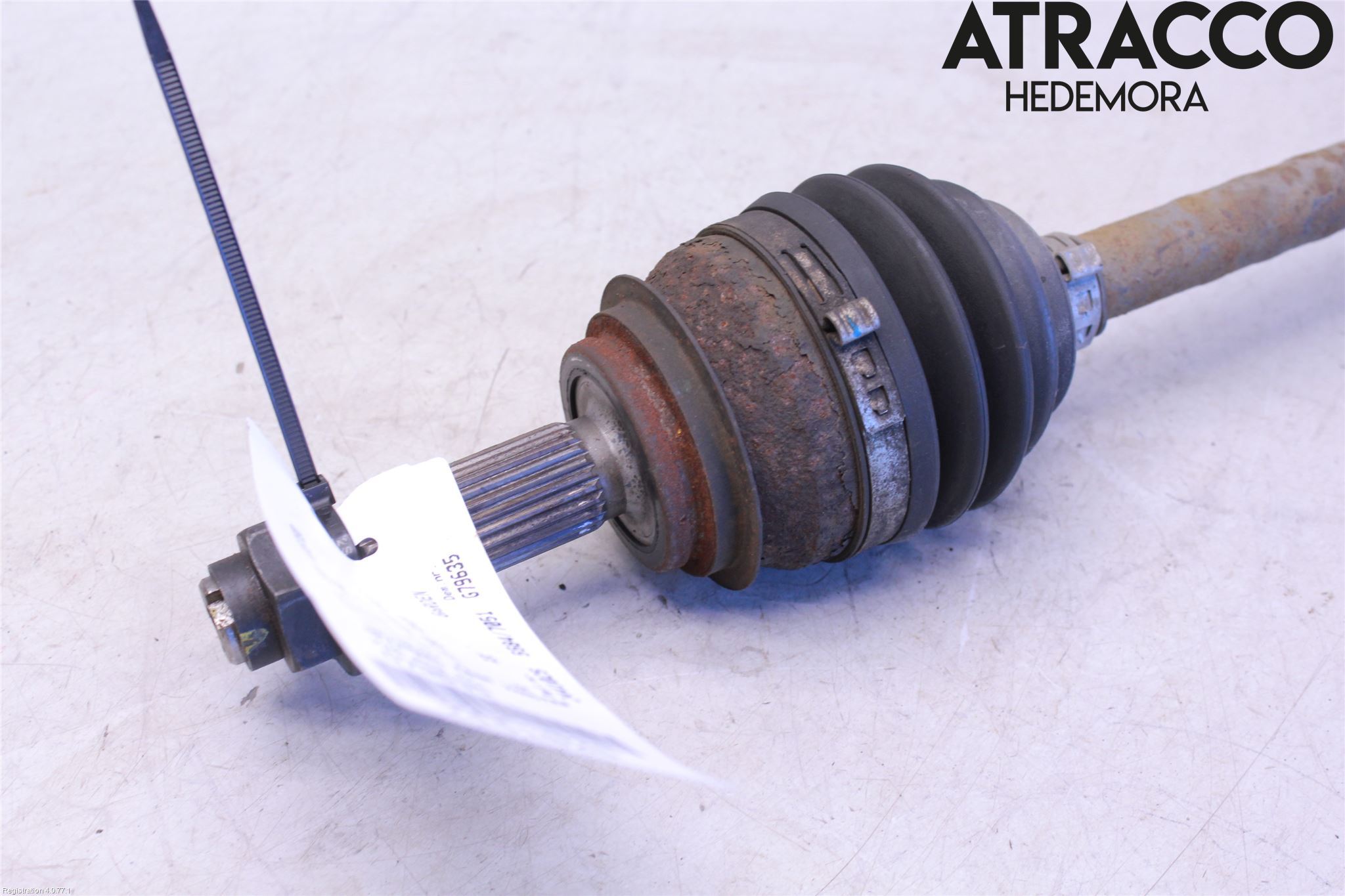 Kia RIO 17- Drivaxel Fram Vänster