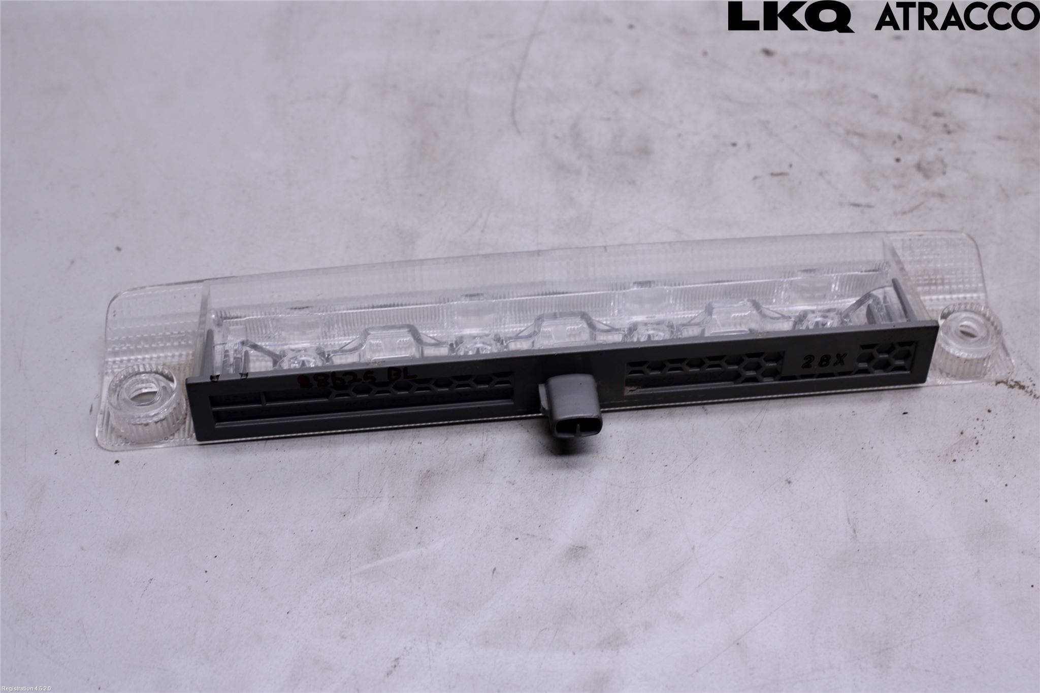 Toyota YARIS CROSS XP21 21- Bromsljus Bakruta