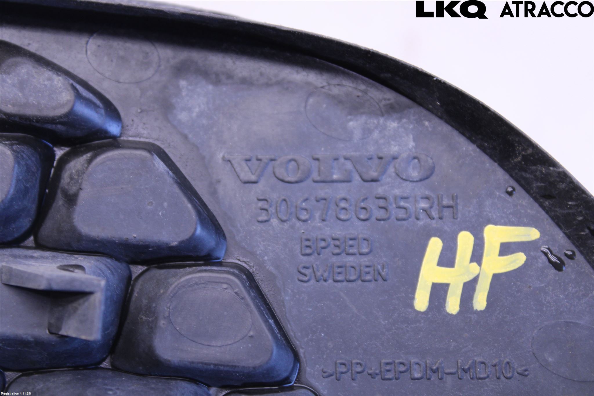 Volvo V70 08-13 Stötfångardel Fram Hö