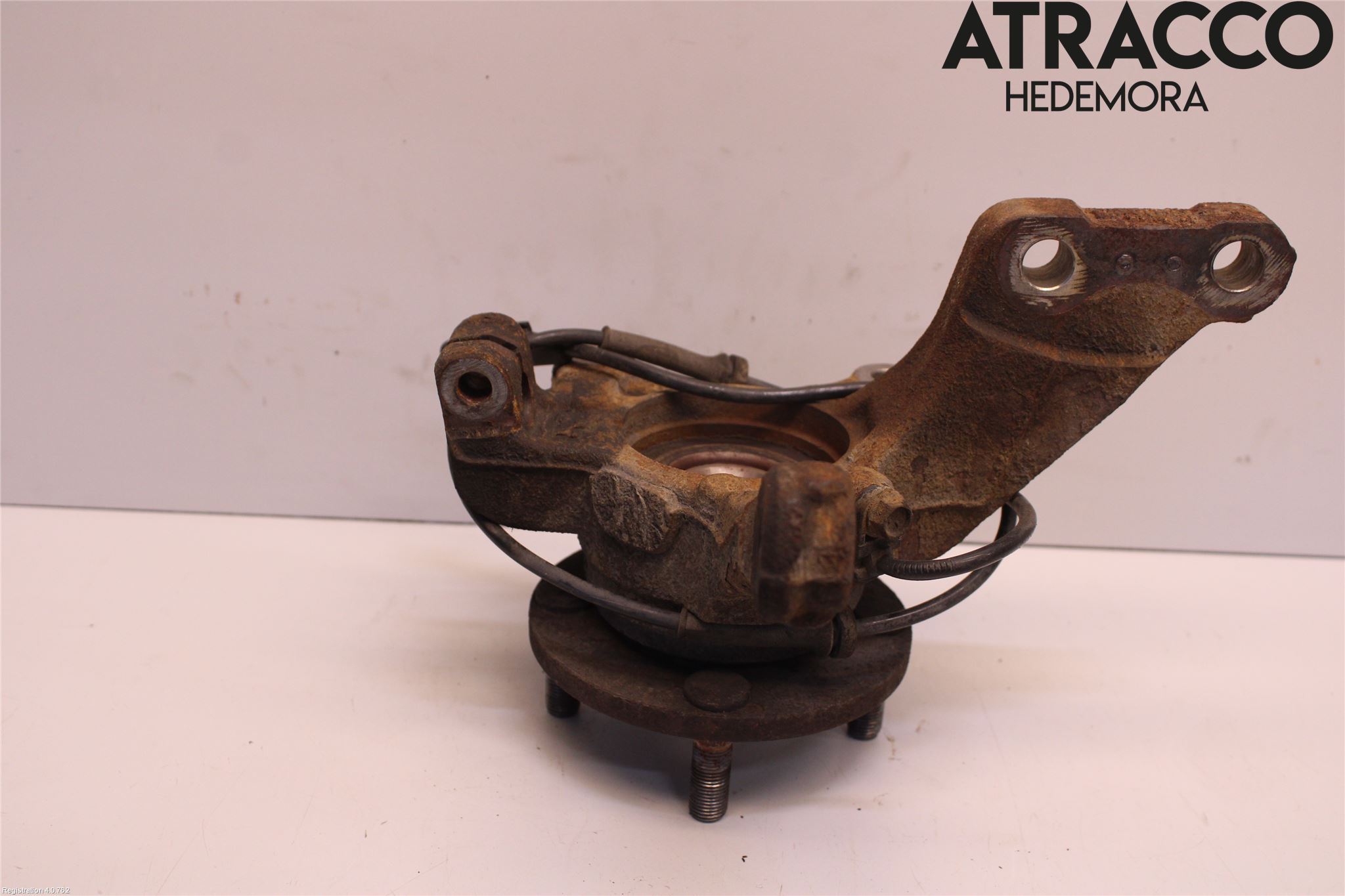 Nissan NOTE E12 14-20 Styrspindel Lagerhus Hö