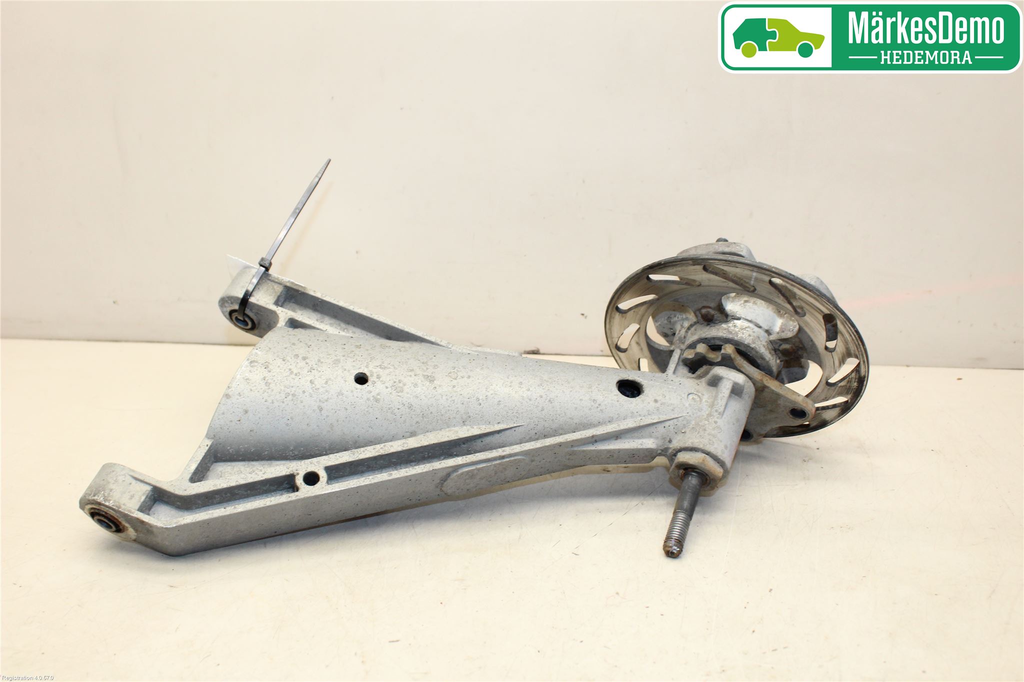 Mopedbil Ligier LIGIER JS 50 Hjullagerhus-Spindel Vä B