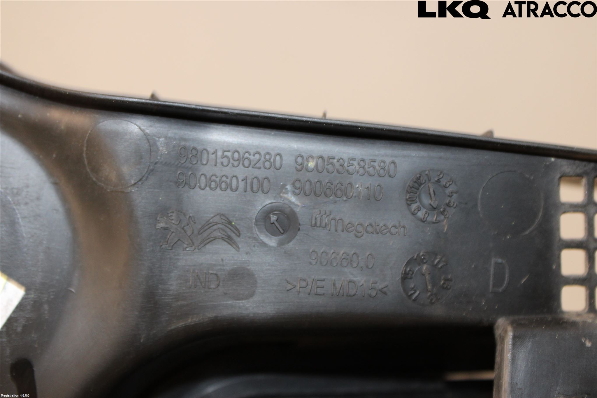 Citroen C4 CACTUS 14-20 Torpedplåt-Torpedplast