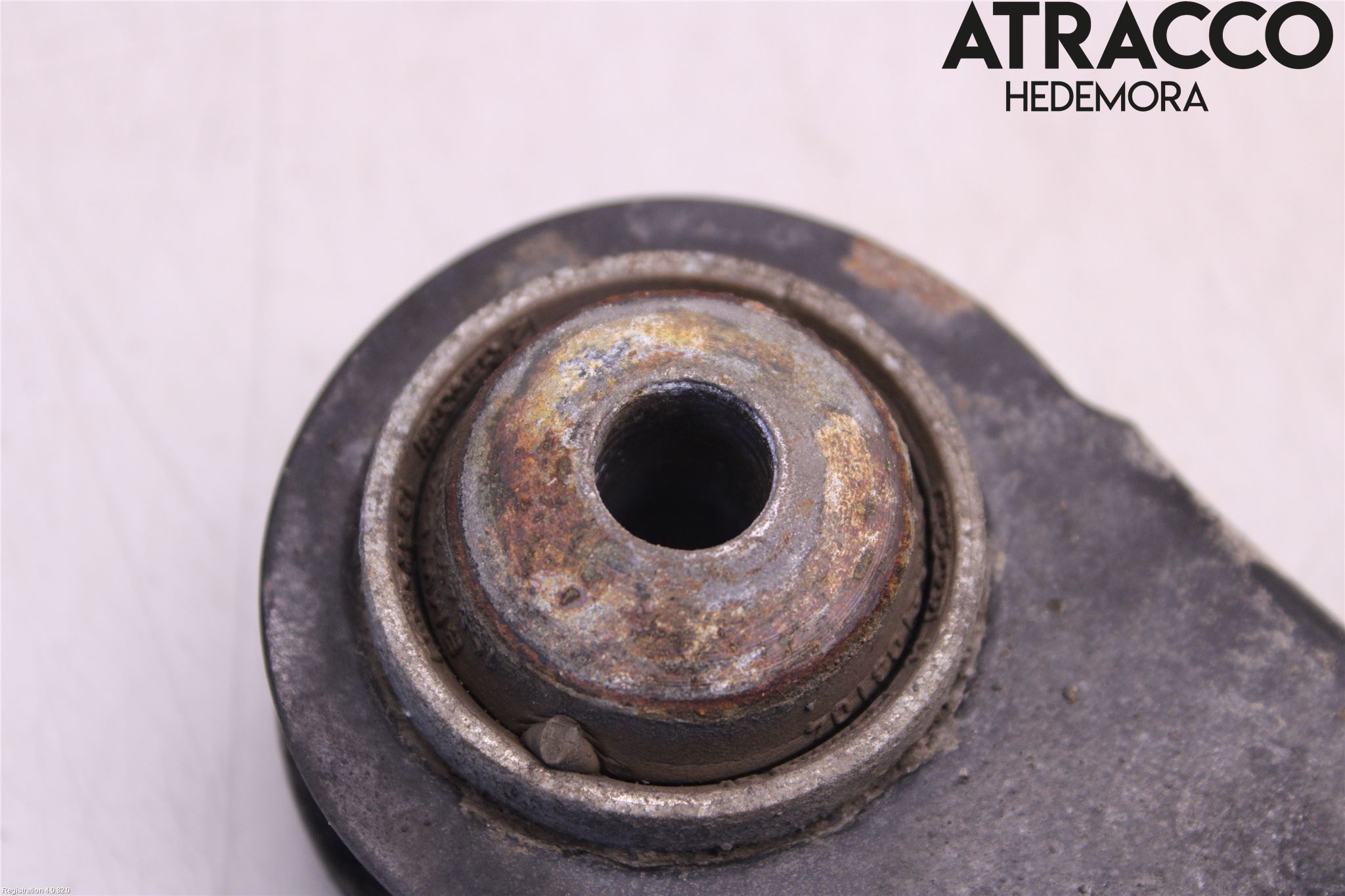 BMW 1 F20/F21 11-19 Bärarm Bak Övre Vänster