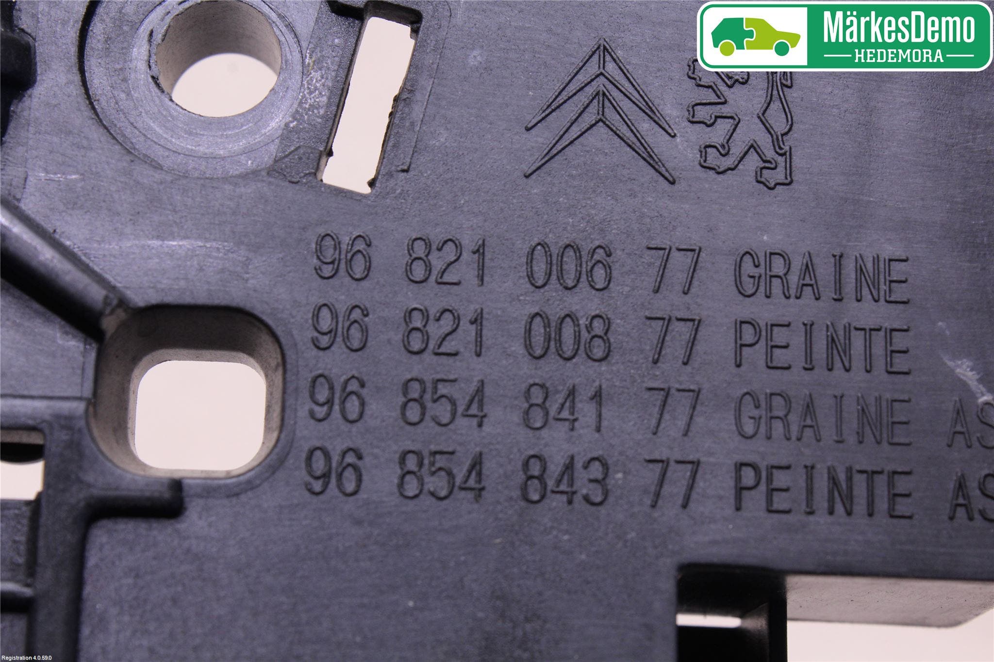 Peugeot PARTNER 16-18 Dörrhandtag Inre Hö