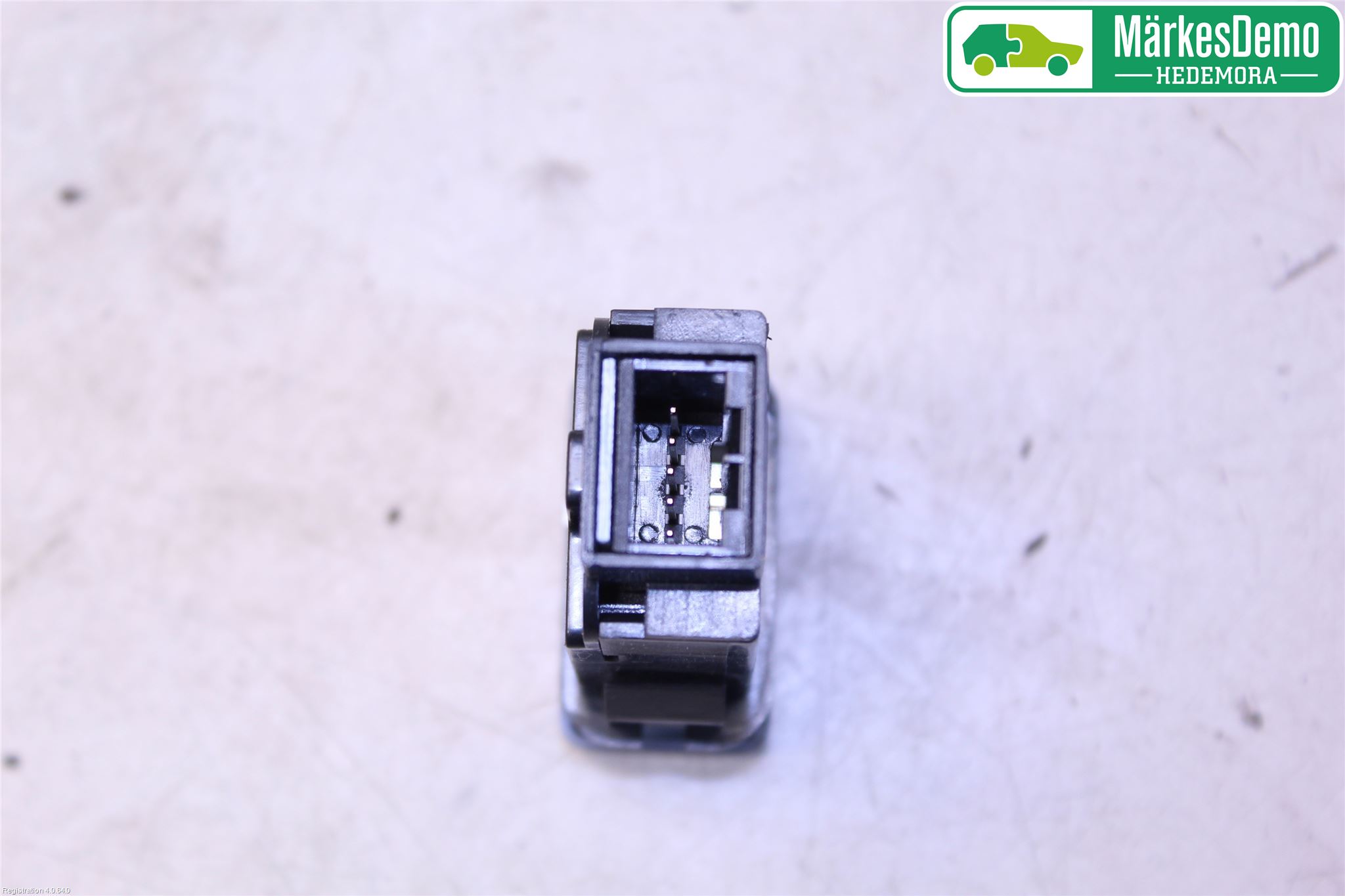 Toyota HILUX 16- Strömställare Arbetsbelysning