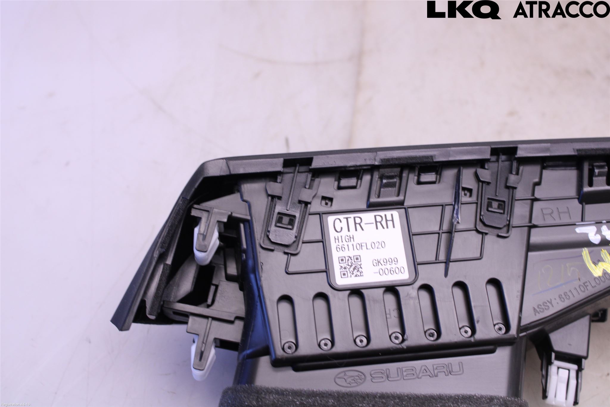 Subaru XV 18-22 Defrosterkanal-Munstycke