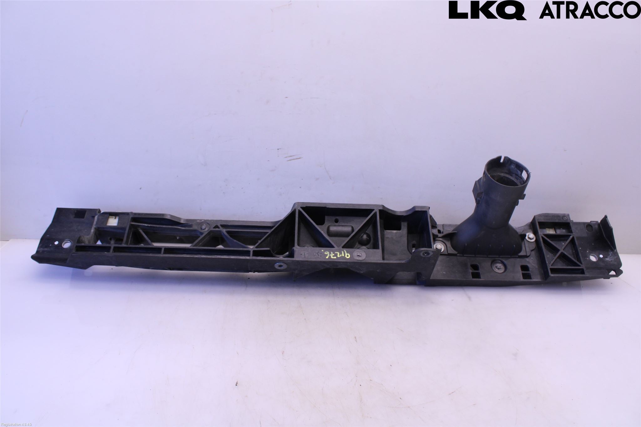 Citroen C4 PICASSO 14-18 Front Huvlåsplåt-Balk