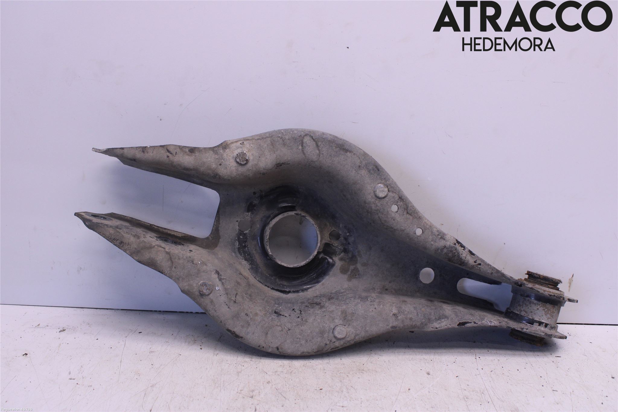 BMW 4 F32/F33/F82/F83 13-20 Bärarm Bak Höger