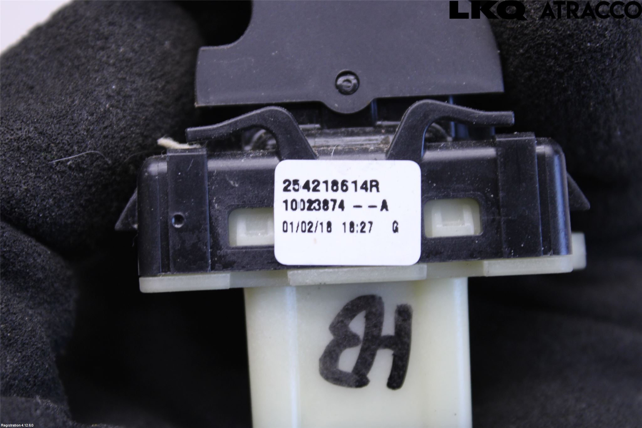 Dacia DUSTER 10-17 Strömställare Elhiss