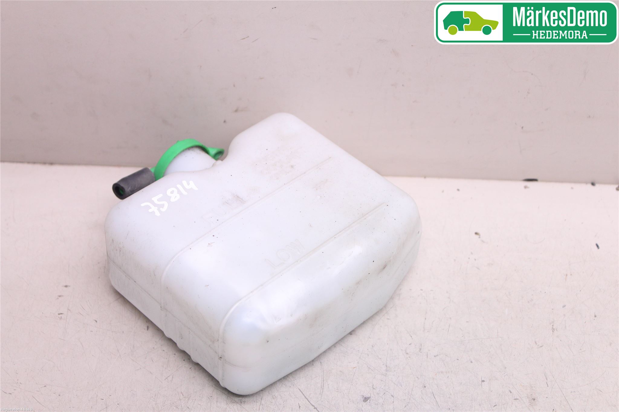 Suzuki SWIFT 11-16 Expansionstank