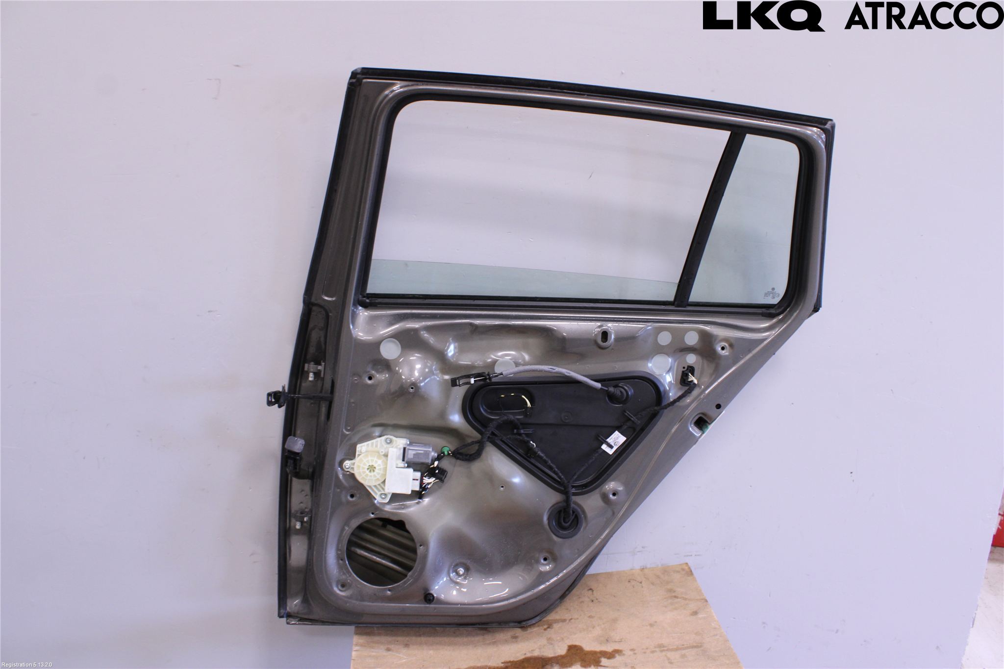 Volkswagen VW GOLF / E-GOLF VII 13-20 Dörr Bak Höger