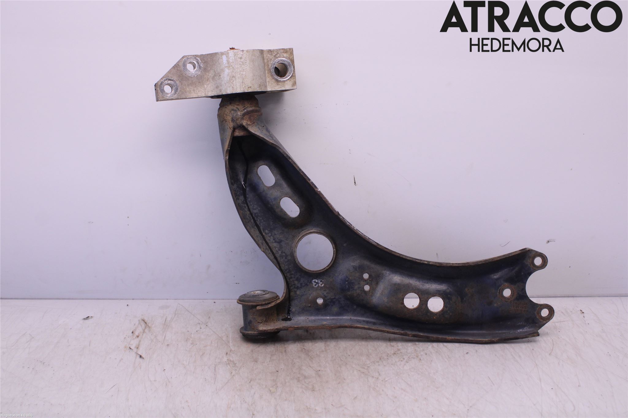 Volkswagen VW SCIROCCO 09-17 Bärarm Fram Undre Hö