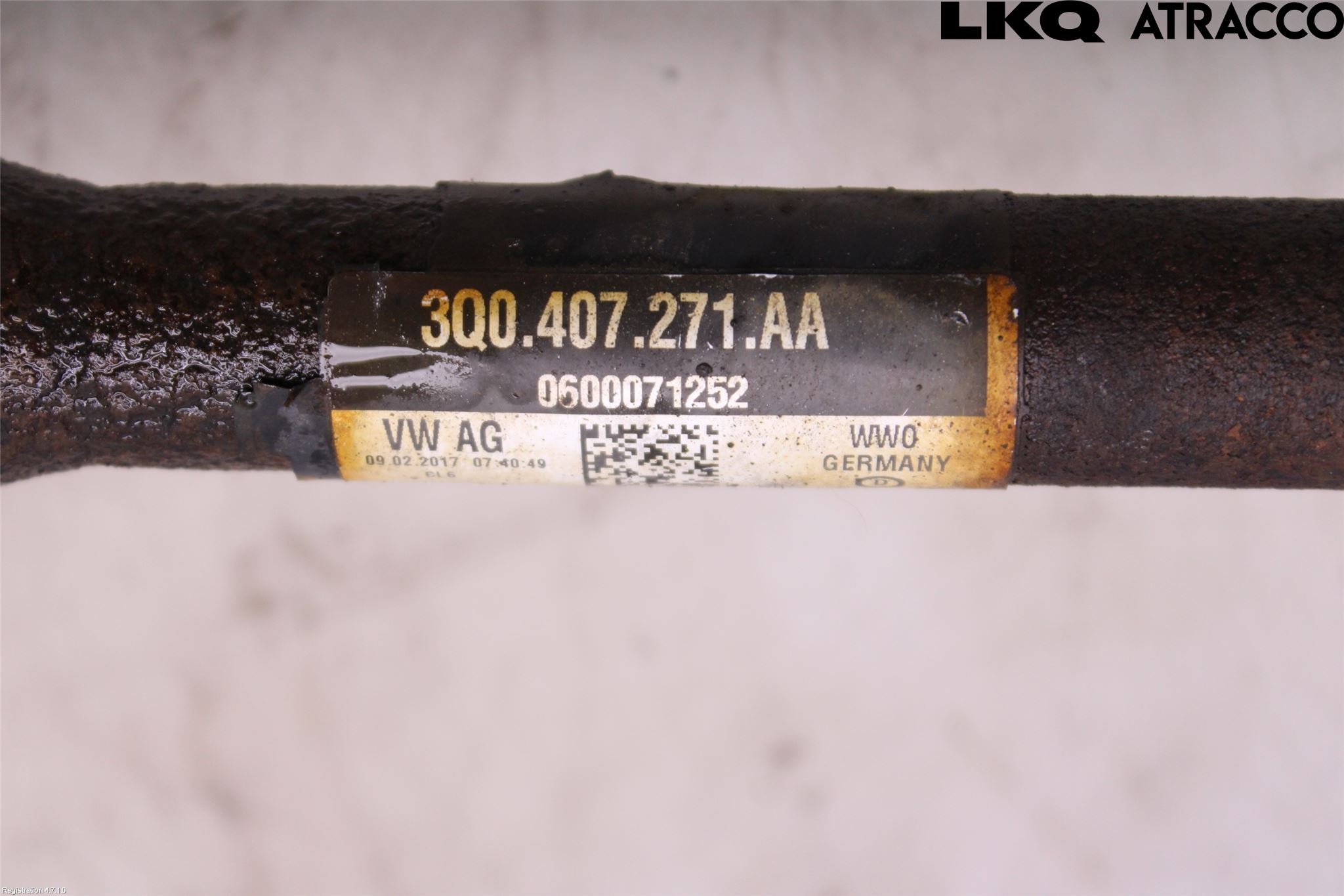 Volkswagen VW TOURAN 16- Drivaxel Fram Vänster