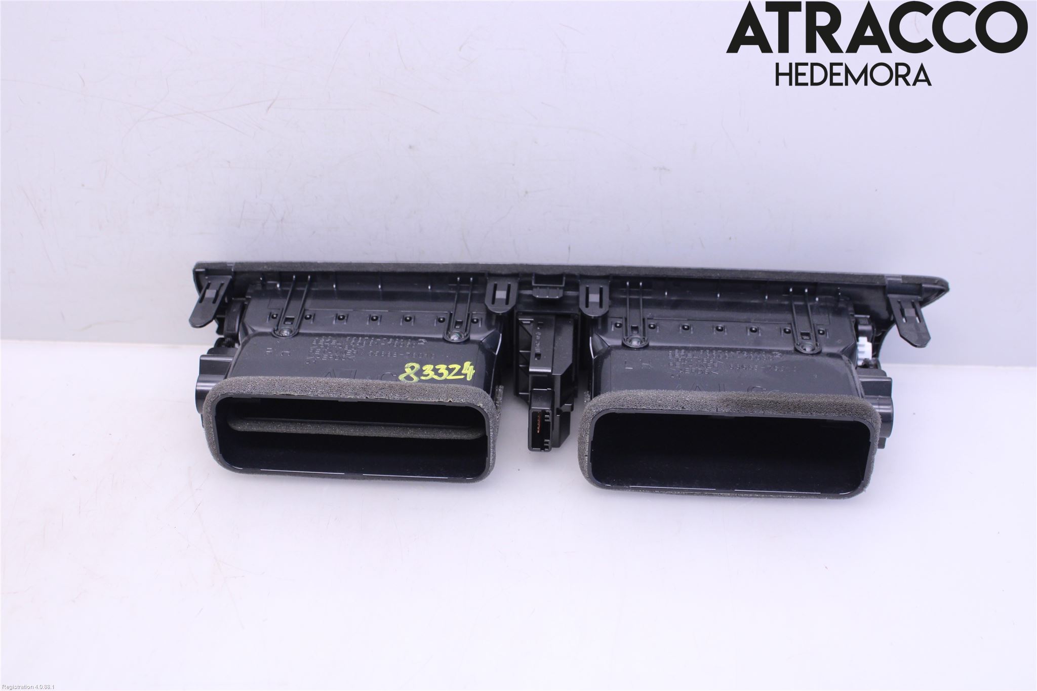 Lexus CT 200h Defrosterkanal-Munstycke